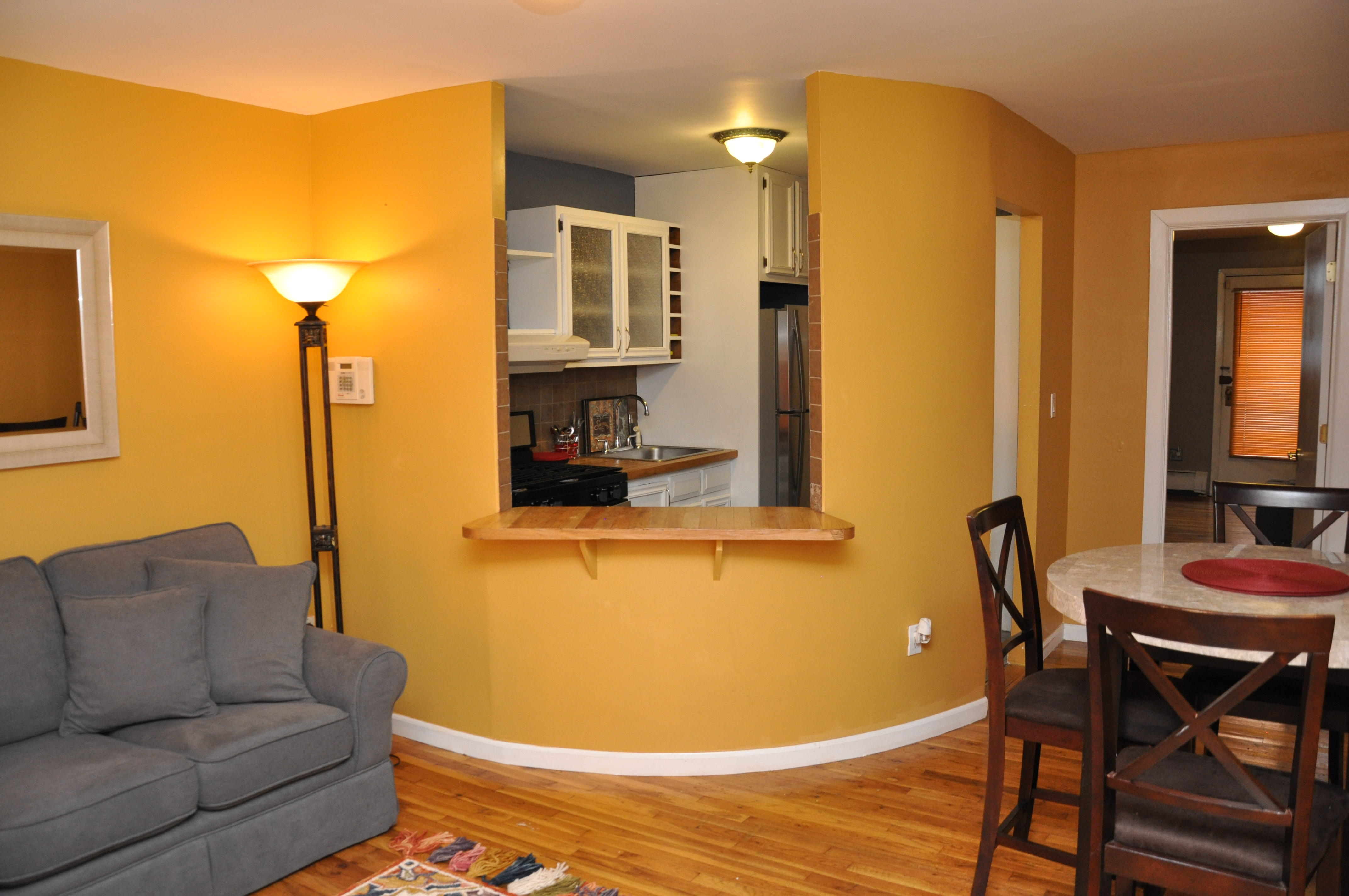 Gorgeous Brownstone Apartment mins from NYC!! in Ward F (councilmember Jermaine D. Robinson), Jersey City