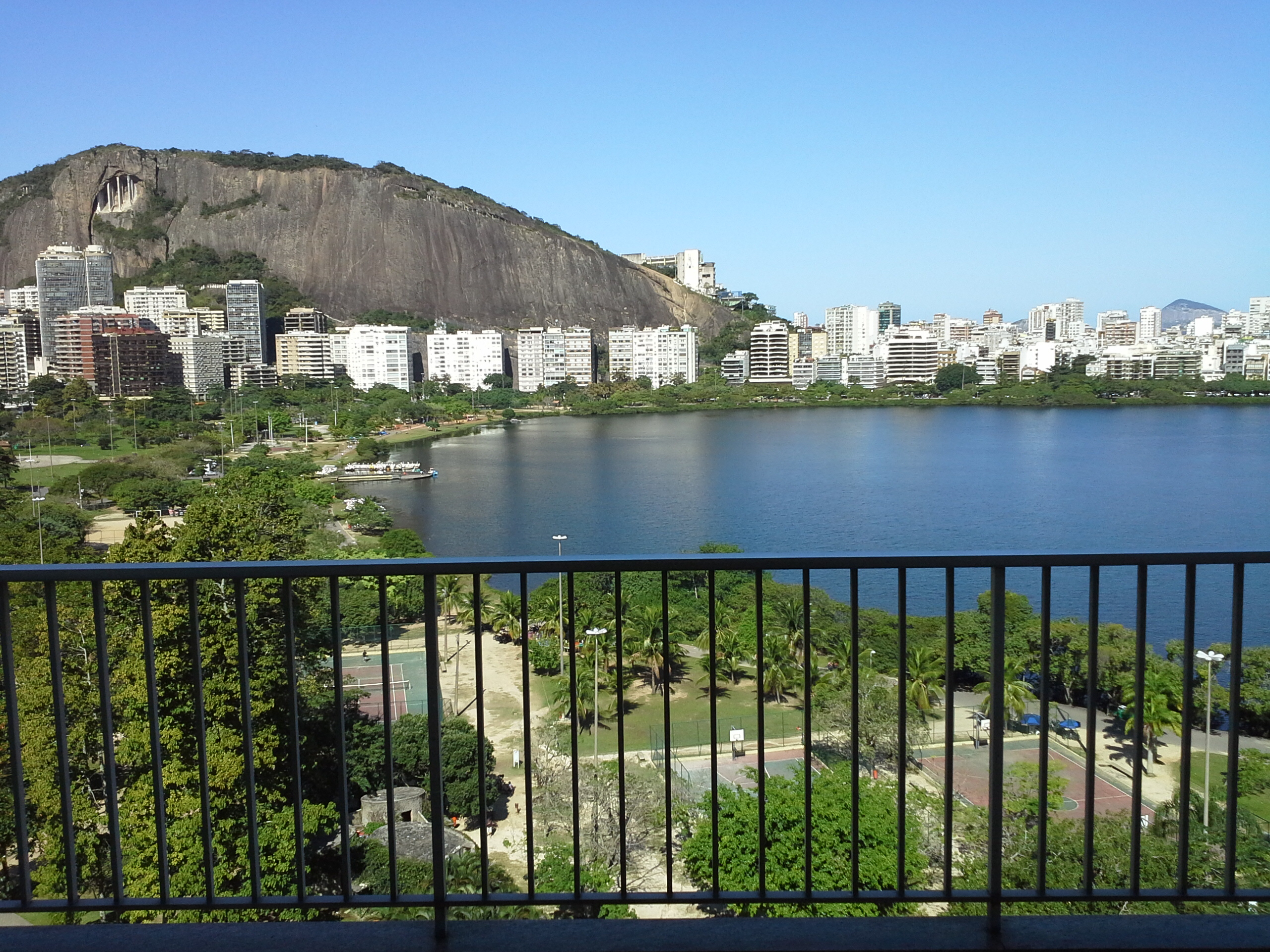 Lagoa R de Freitas - Comfortable and Beautiful