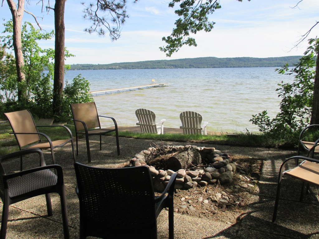 Historic Platte Lake Home Sleeping Bear Dune Cottages for Rent in