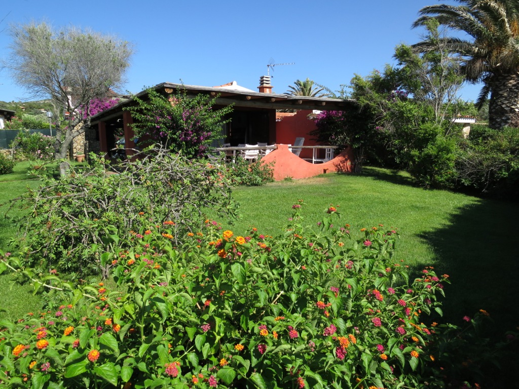 Villa 200 mt from the beach - Baja Sardinia