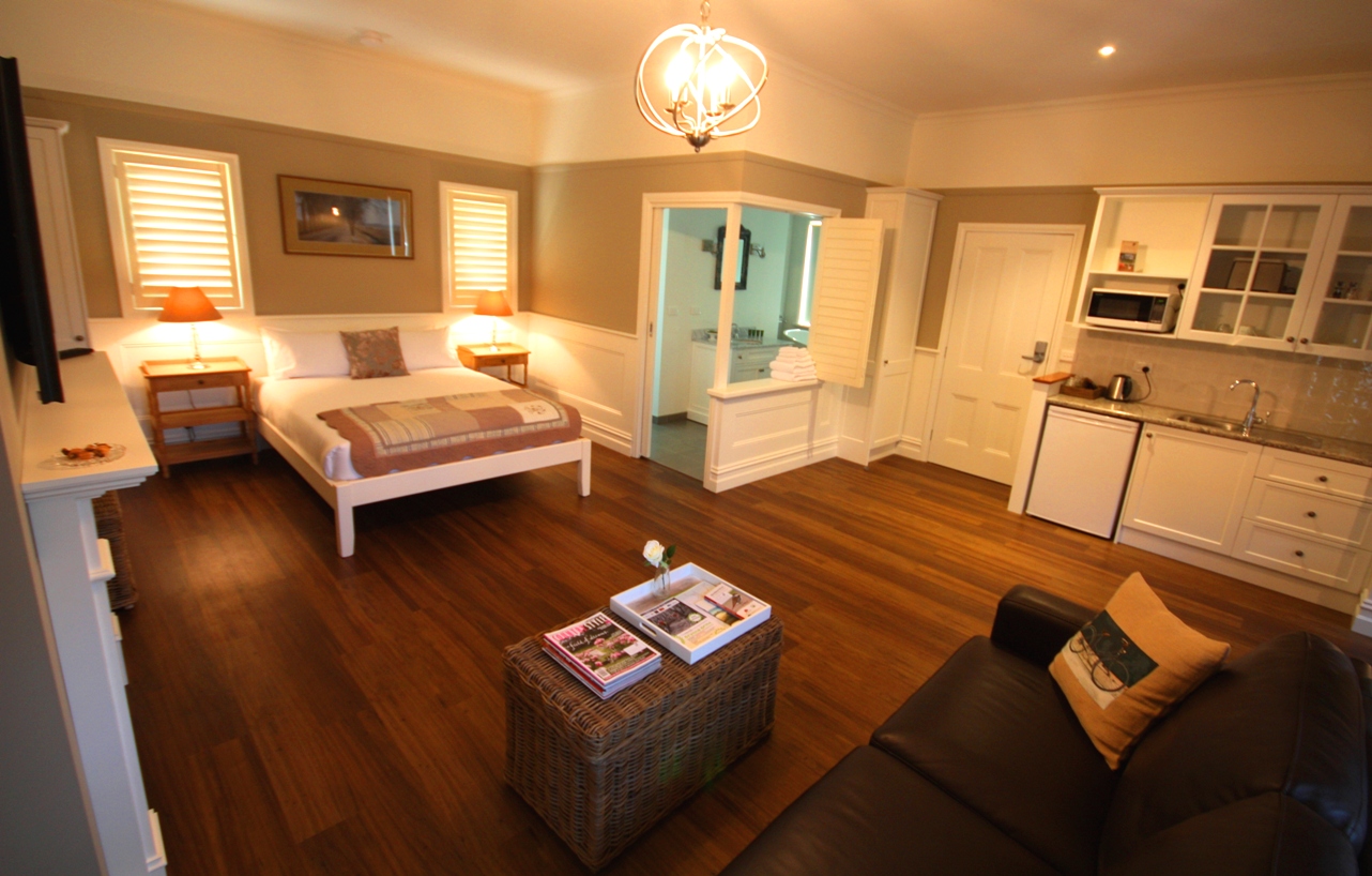 Winter Cottage at Marysville Garden Cottages
