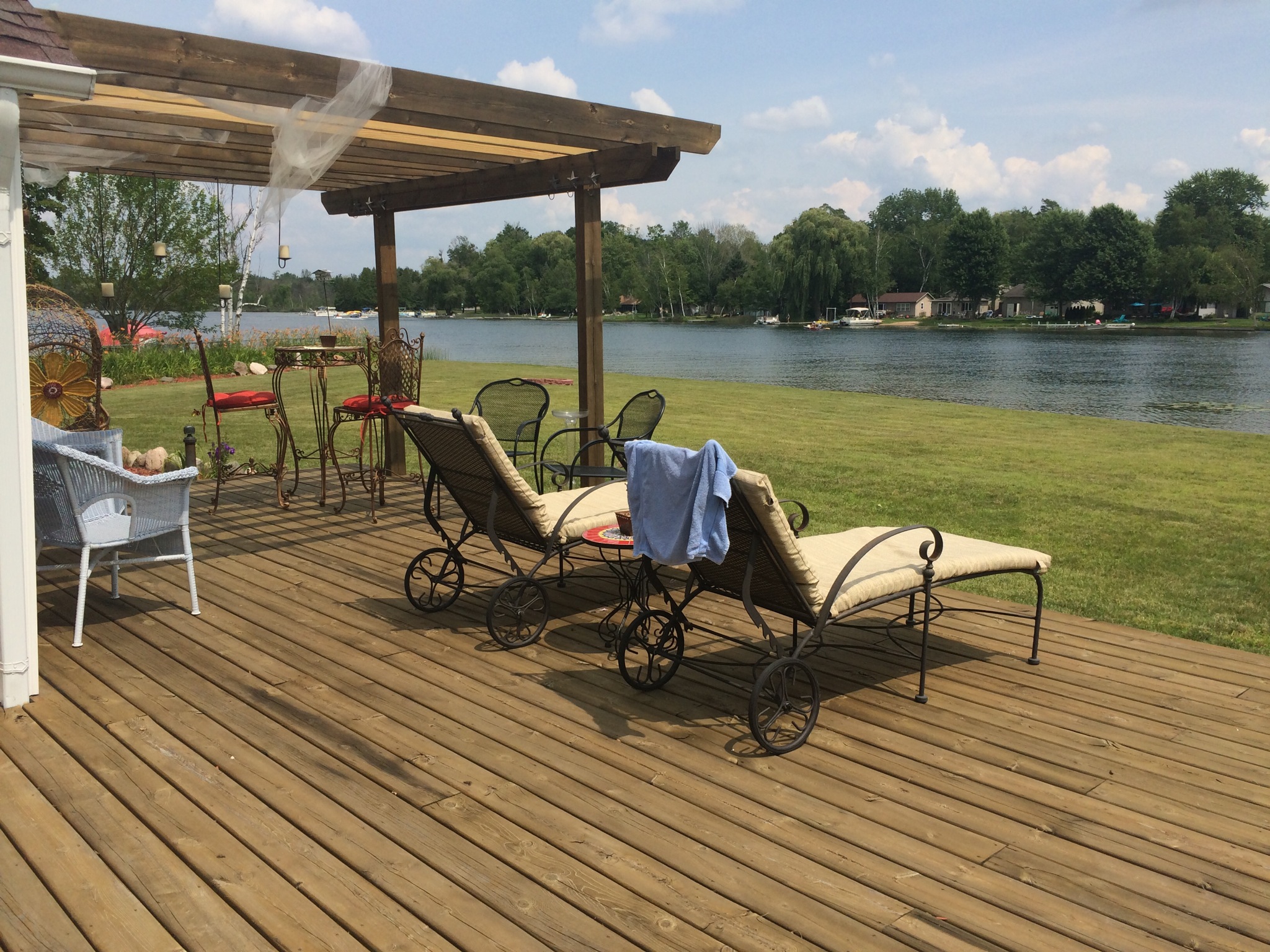 Fantastic Beach House for Families! Cottages for Rent in Trufant