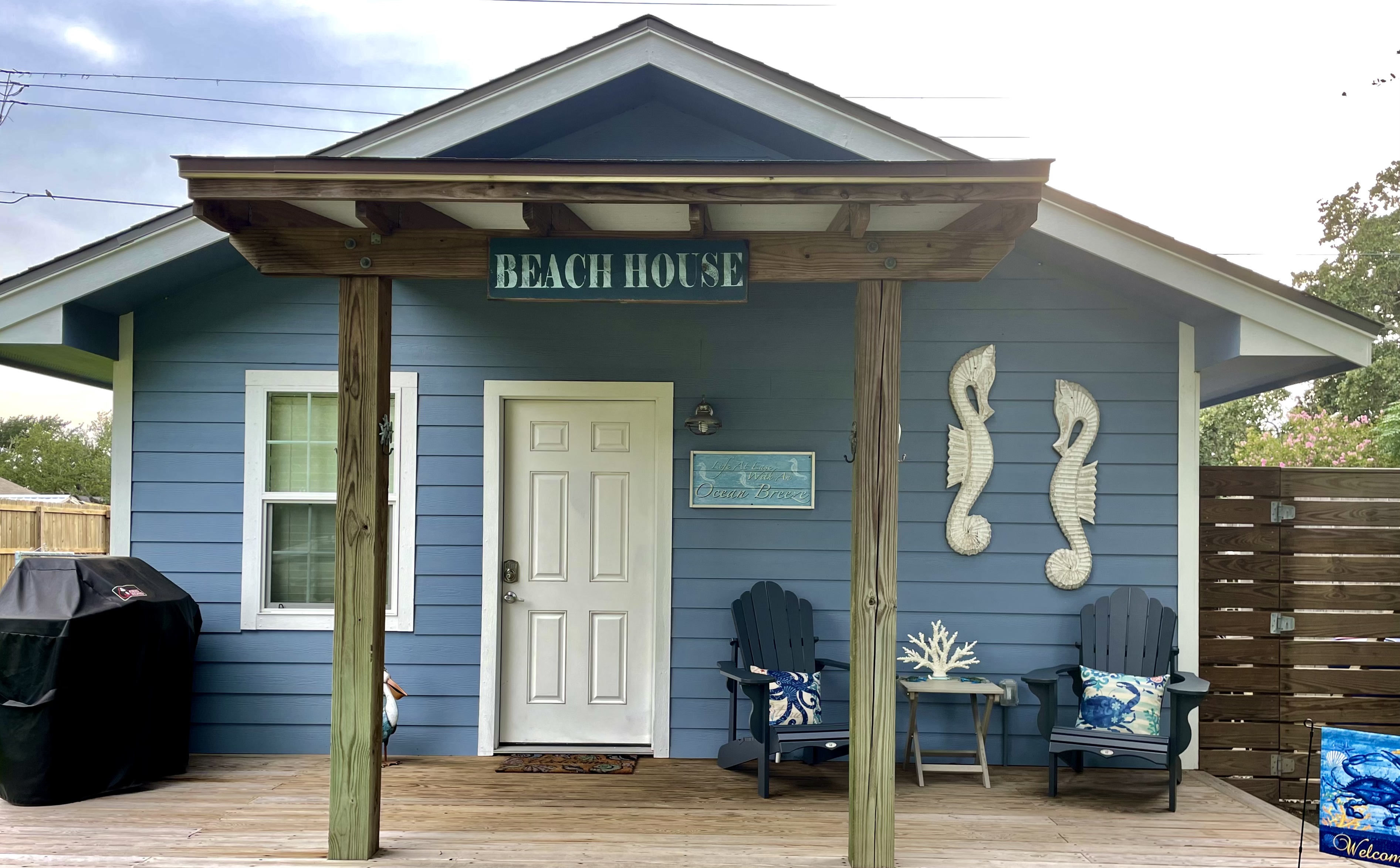 SeaStar Cottage, Voted 1 of Tx top Host by BNB! Houses for Rent in