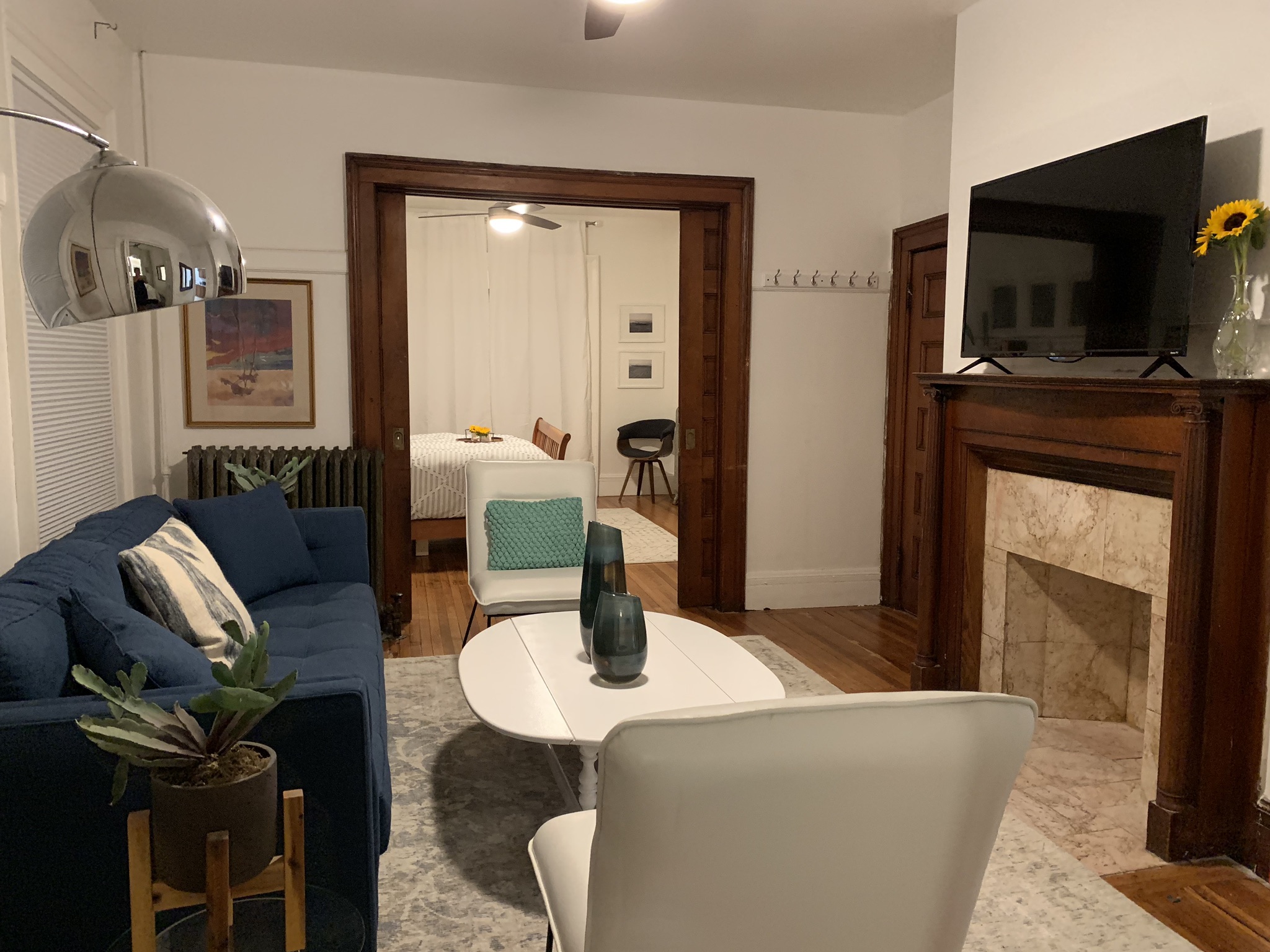 Sophisticated Retreat: 2BR in heart of Albany in THIRTEENTH WARD, Albany