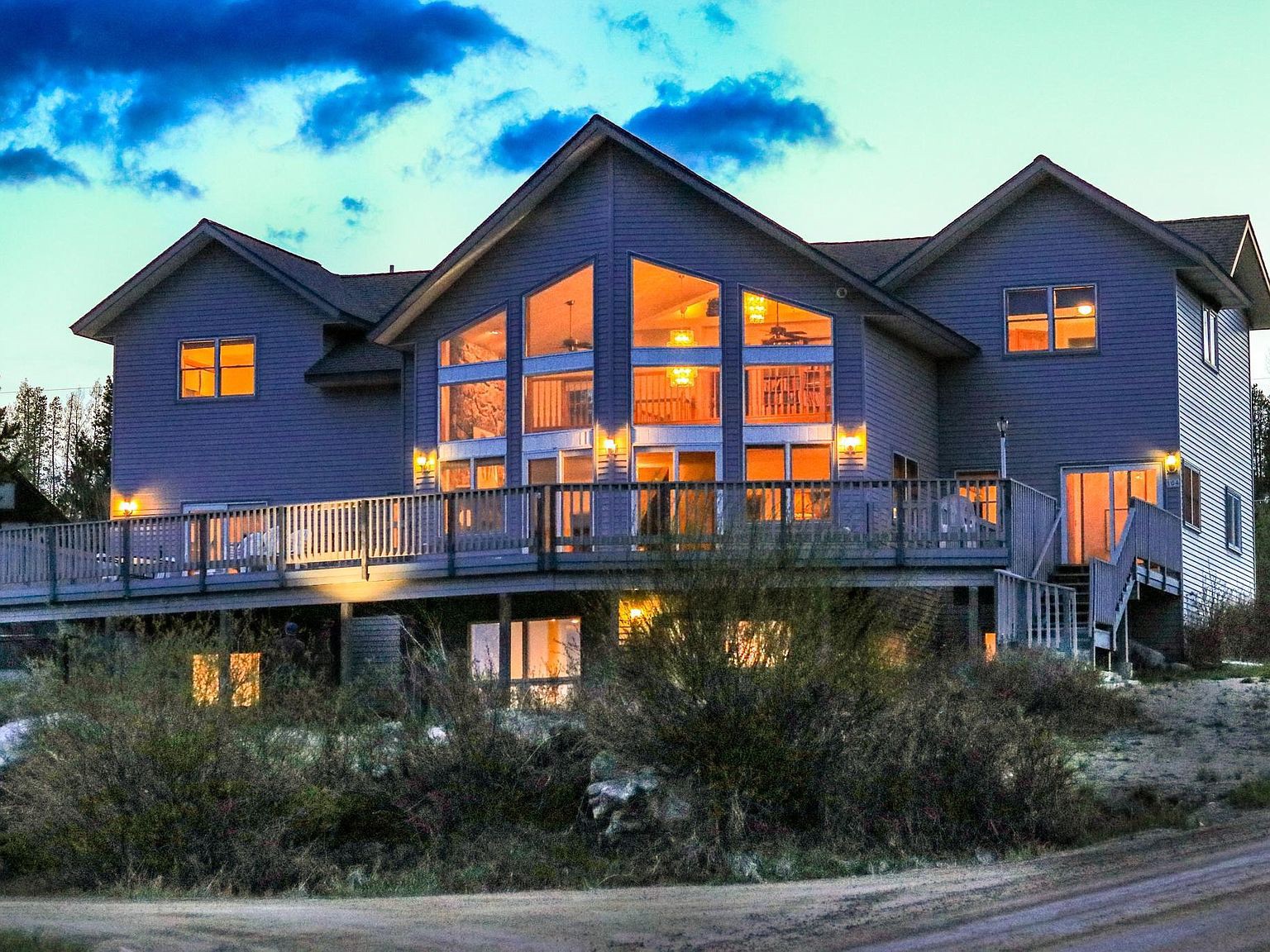 8 Bedroom/8 Bath Newly Renovated Lodge 6500+ sq ft Houses for Rent in