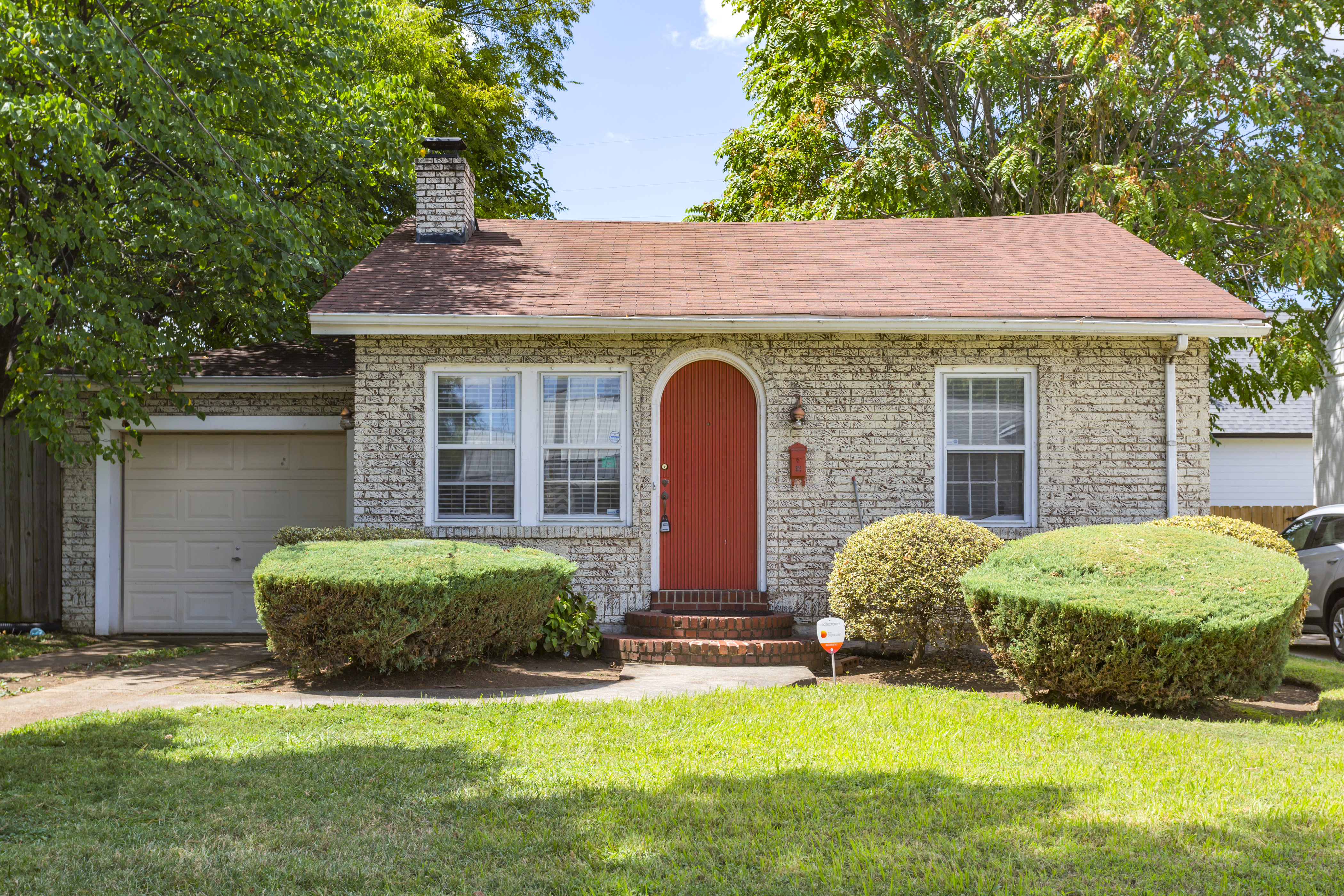 Nashville, Broadway, 12th southVanderbilt, Pets OK in District 17, Nashville