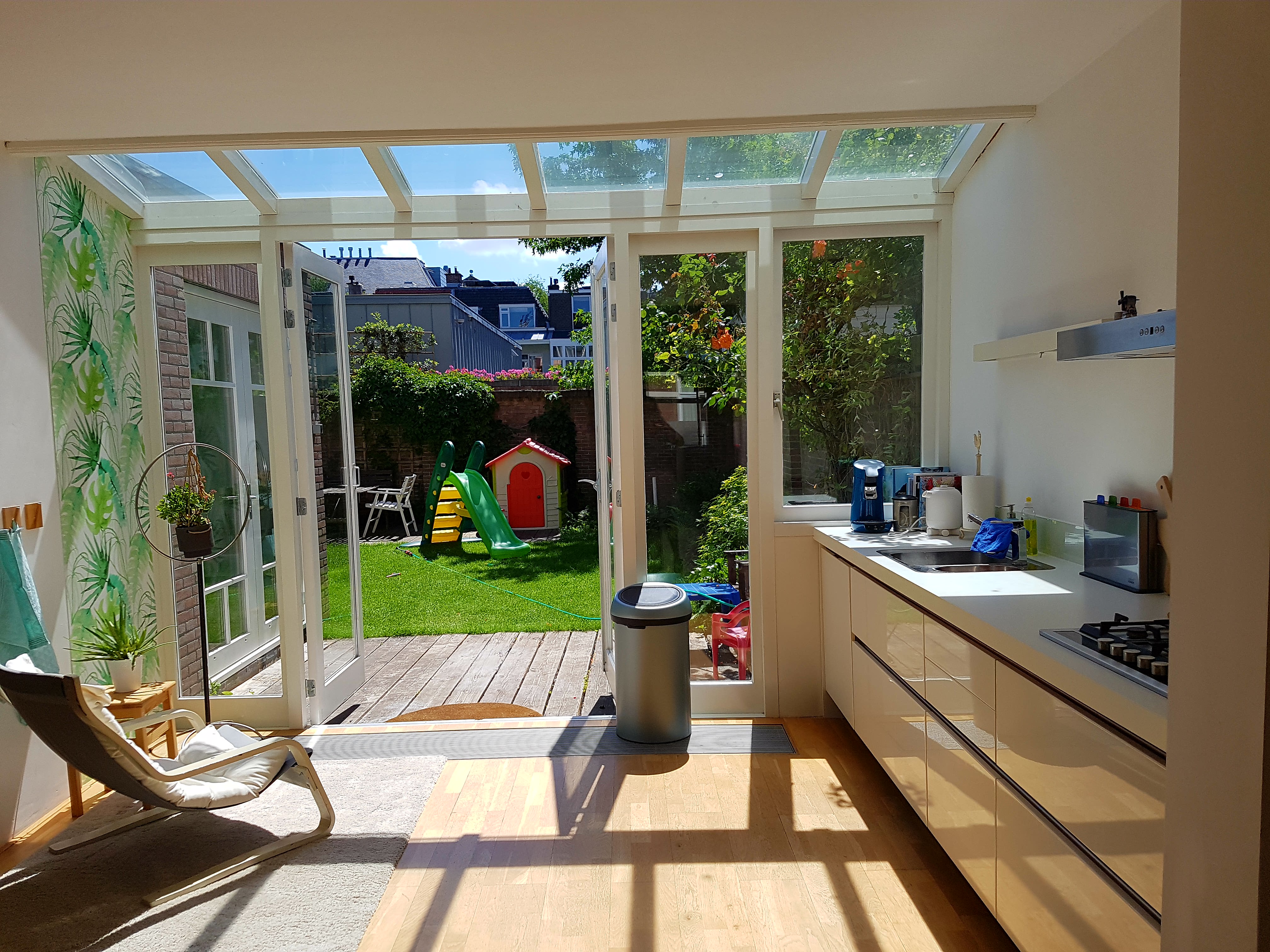 2B(110m2)GARDEN apt close to beach&centre,hip area — The Hague stay