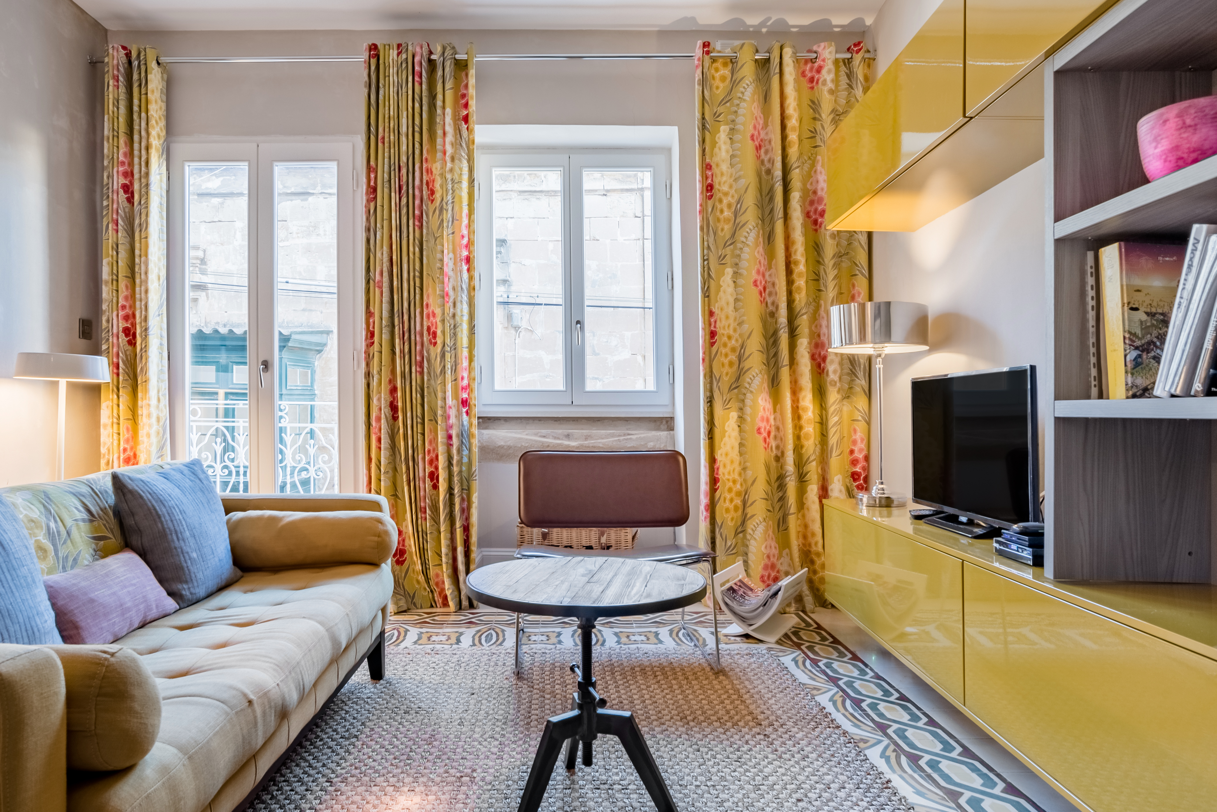 Cospicua Old Town Suite Retaining Historic Charm