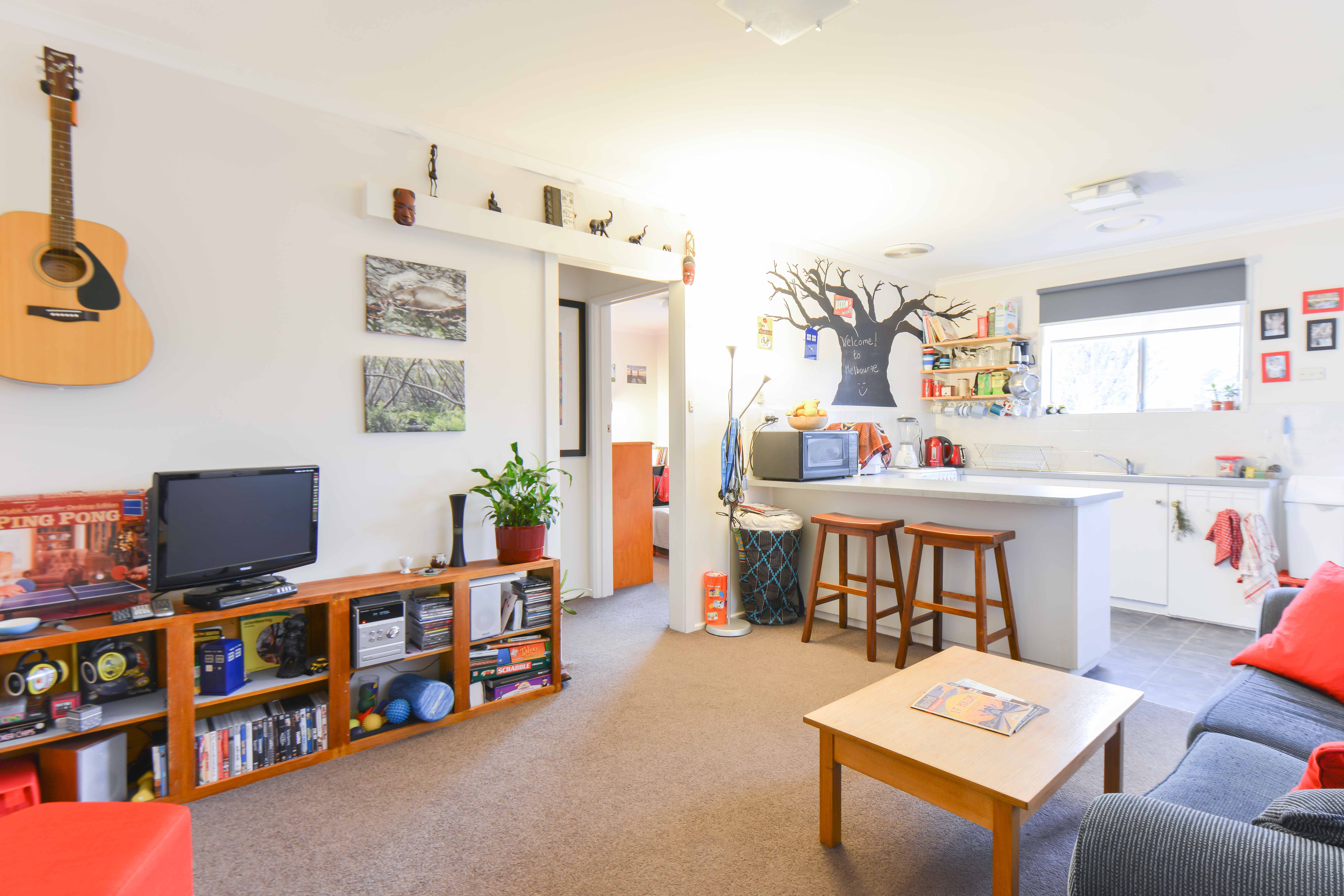Cosy 2br ground floor unit - whole unit