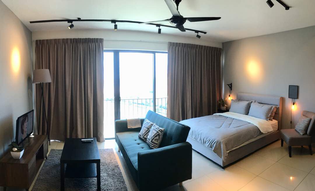 Arch Homestay Couple Netflix Trefoil Setia Alam Houses For Rent In Shah Alam Selangor Malaysia