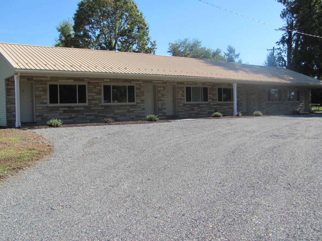 Log Cabin Inn Room 1 Serviced apartments for Rent in Muncy