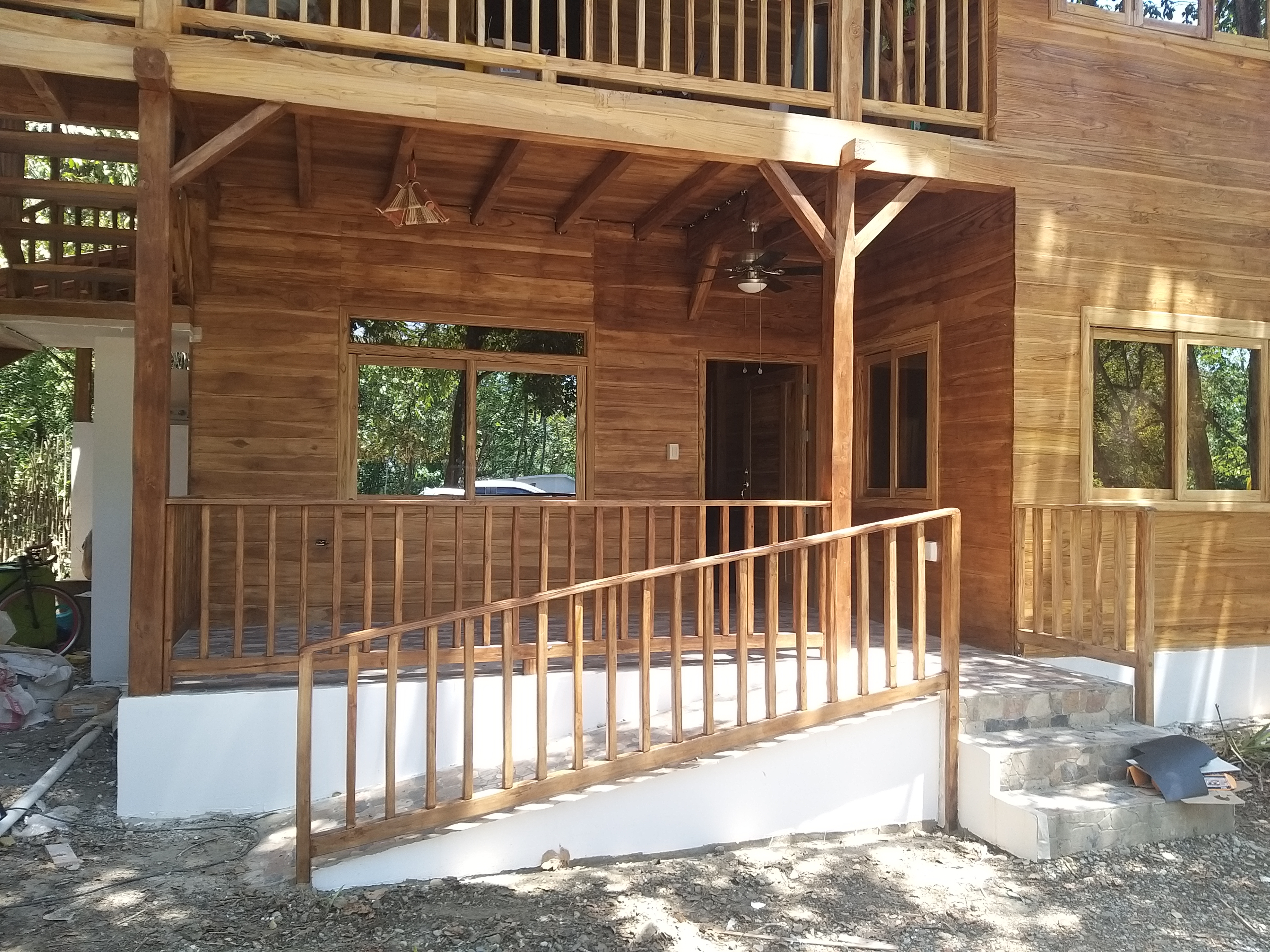 New Tierra, cottage near sea