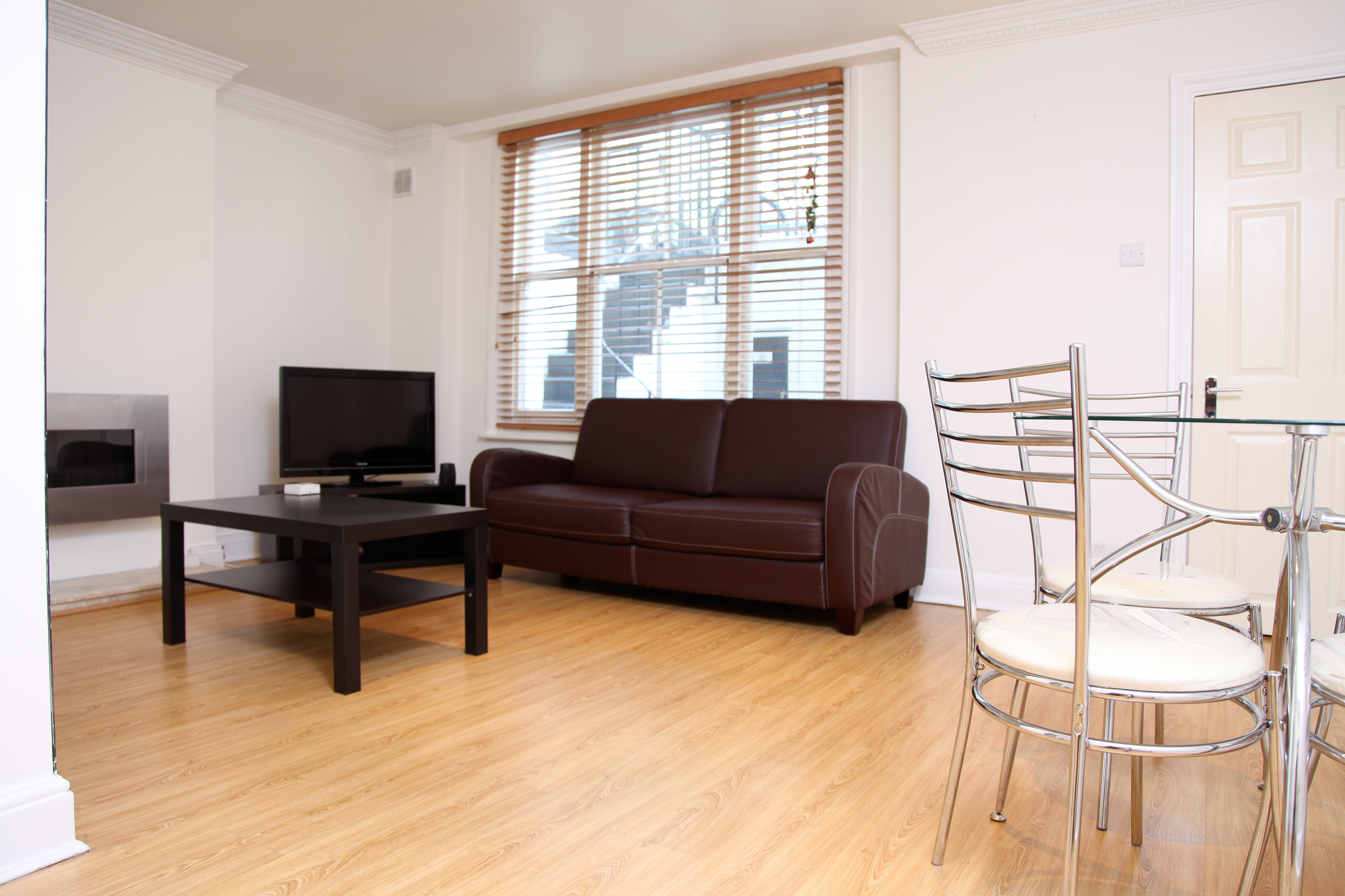 Earls Court-London-2 Bed/2 Bath in Kensington and Chelsea, London
