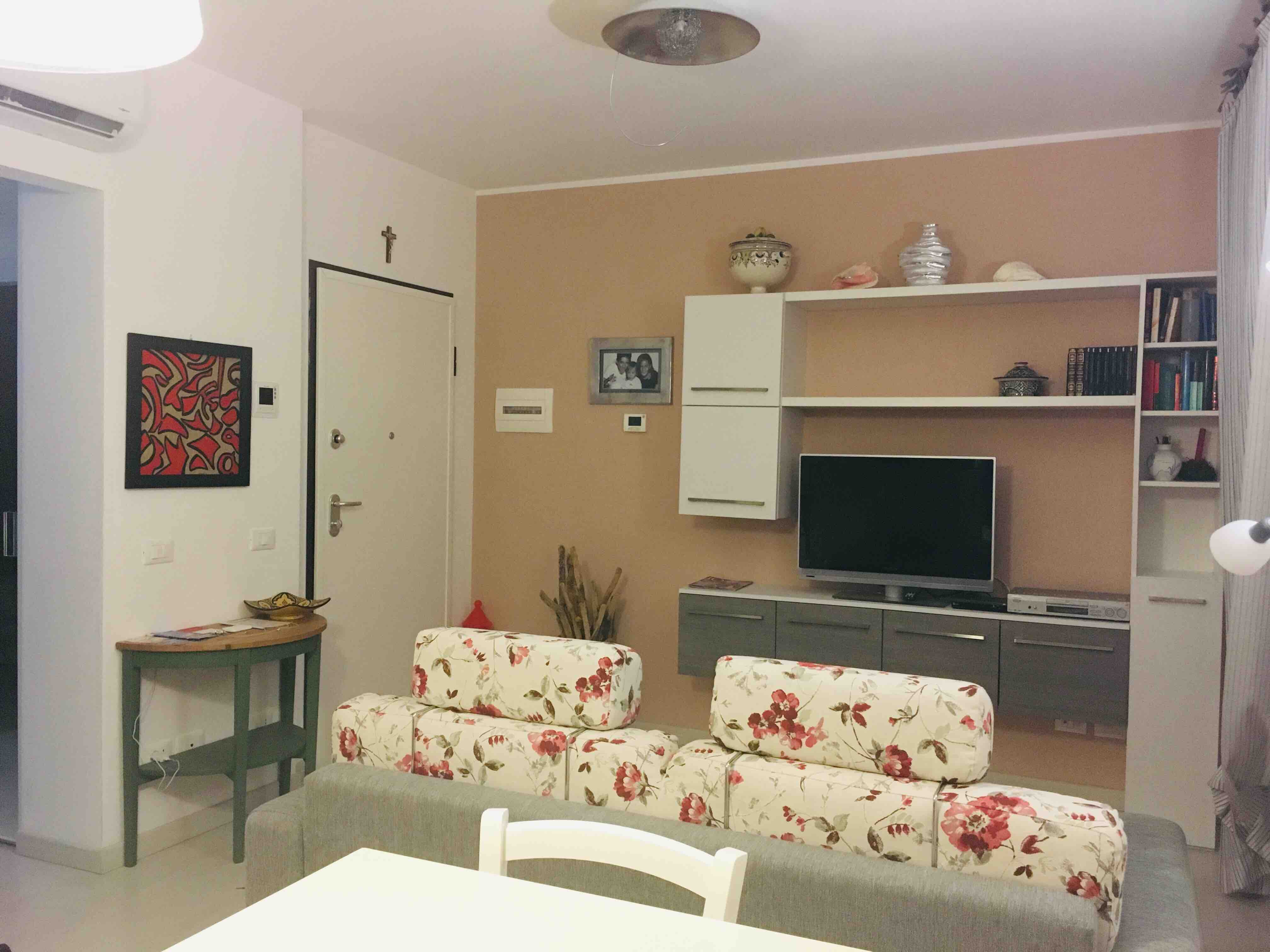 Chiavari two-room apartment between Portofino and 5 Terre