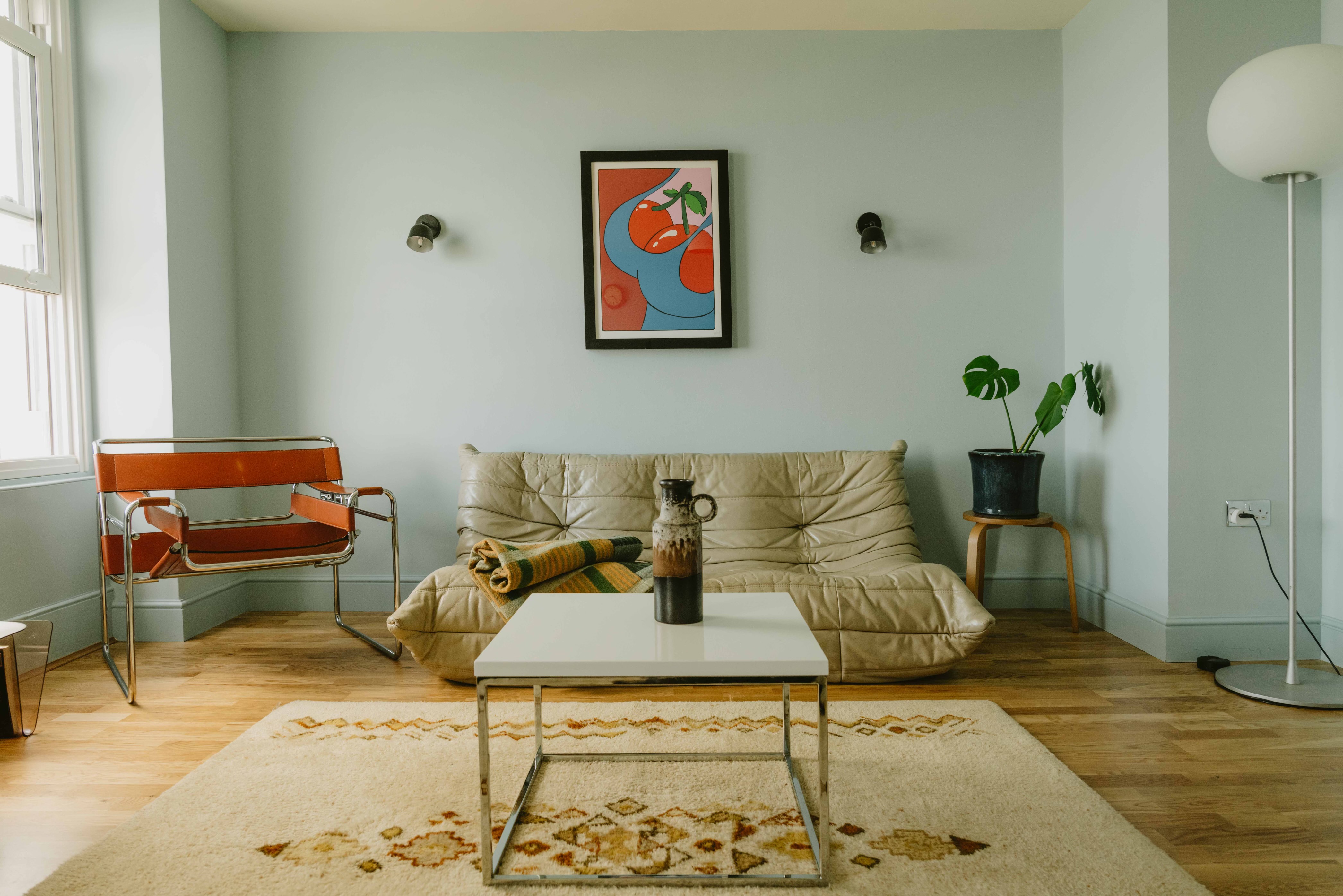 The Blue Room - stunning sea views Pet friendly