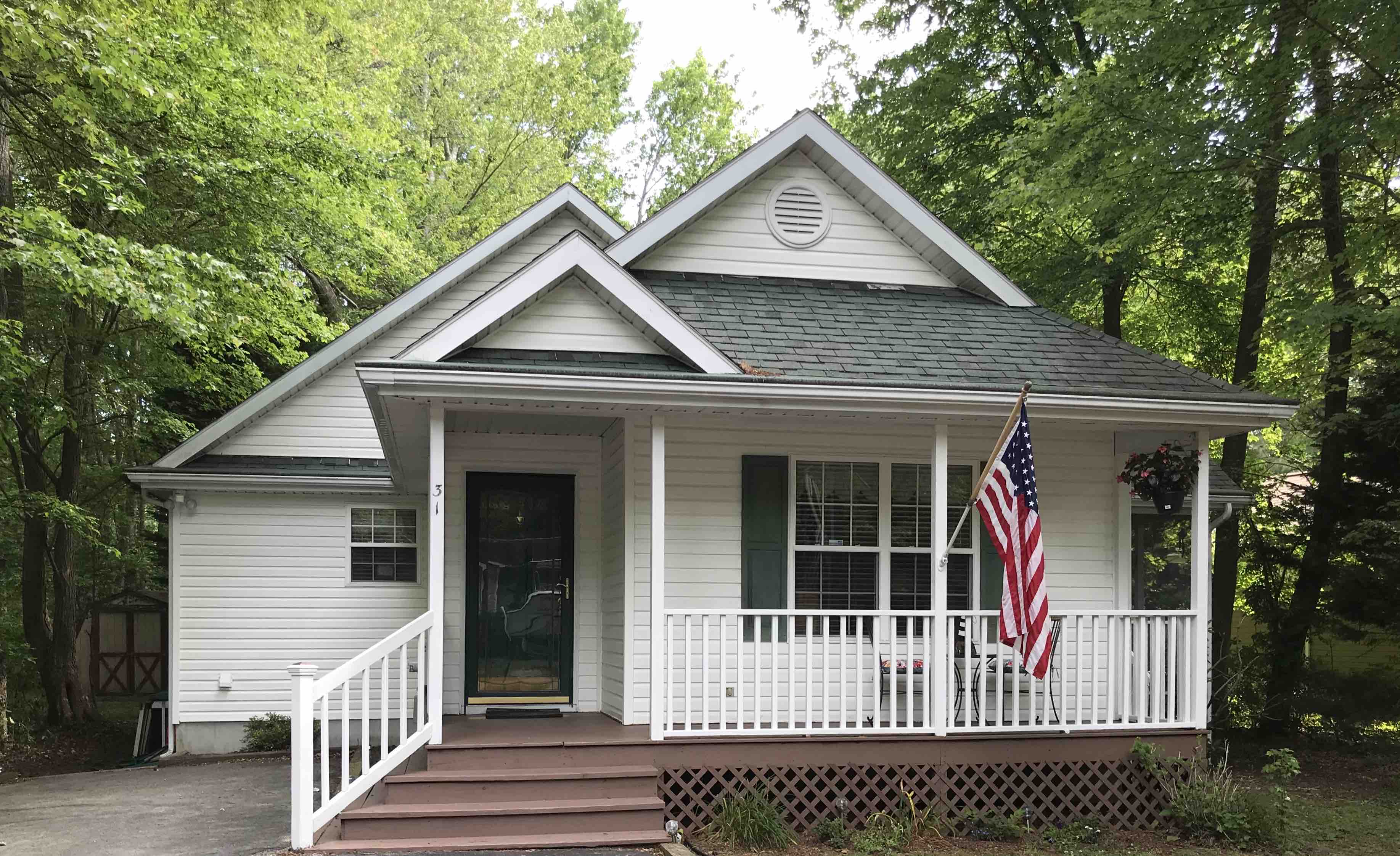ocean-pines-beach-house-in-the-woods-cottages-for-rent-in-ocean-pines