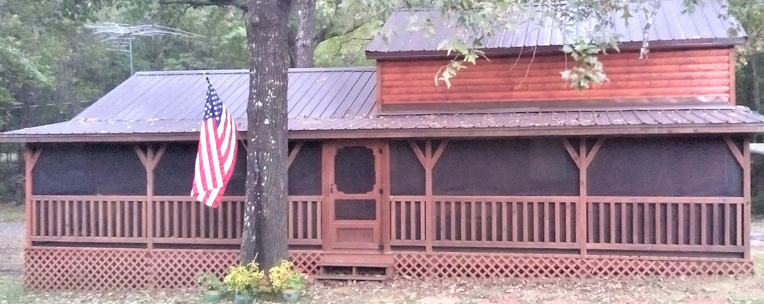 Fox Hunting, Crappie Fishing Getaway Grenada Lake Cabins for Rent in