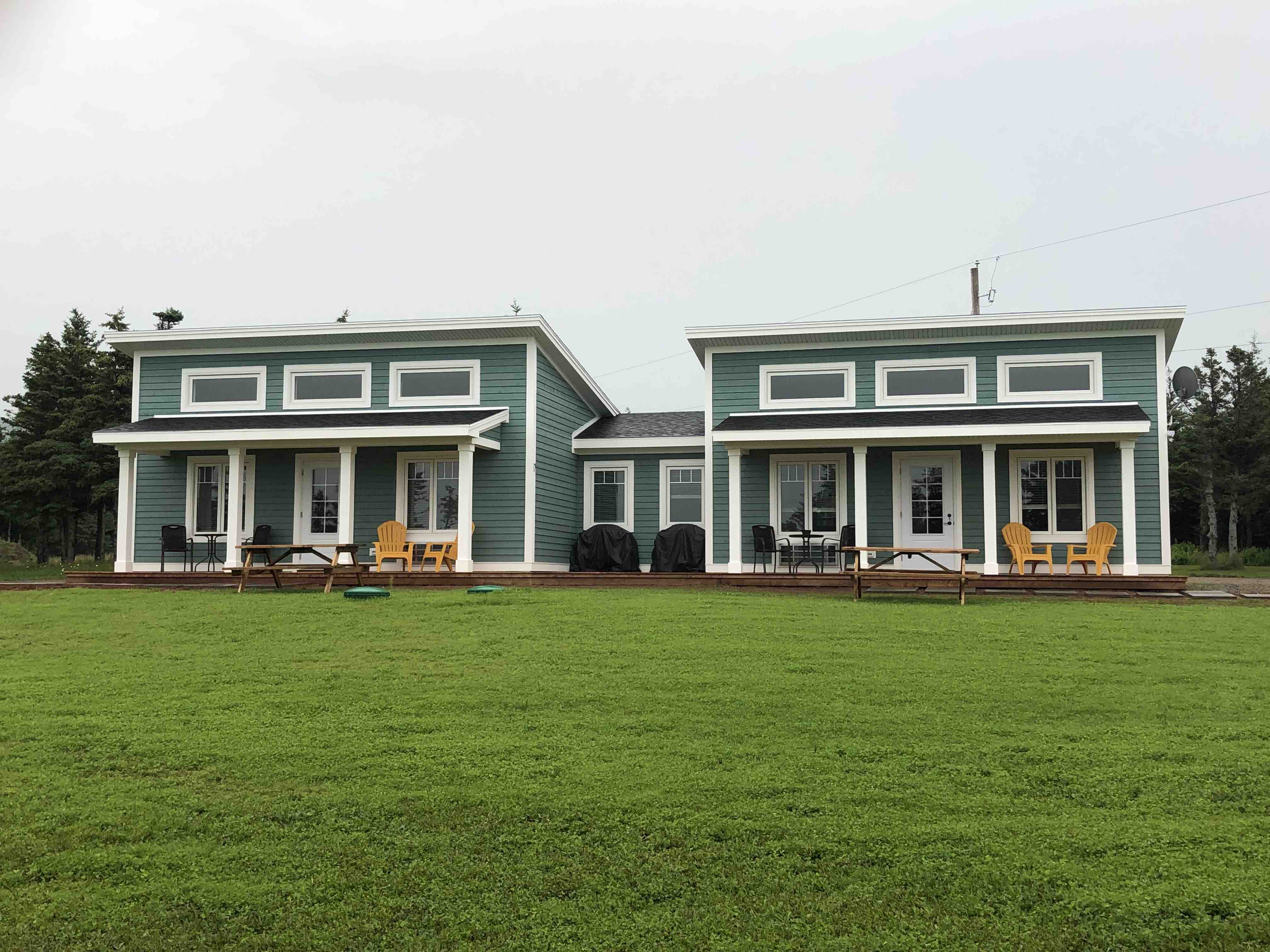 Bayview Chalets Anchors Away 17 Cottages for Rent in Chéticamp