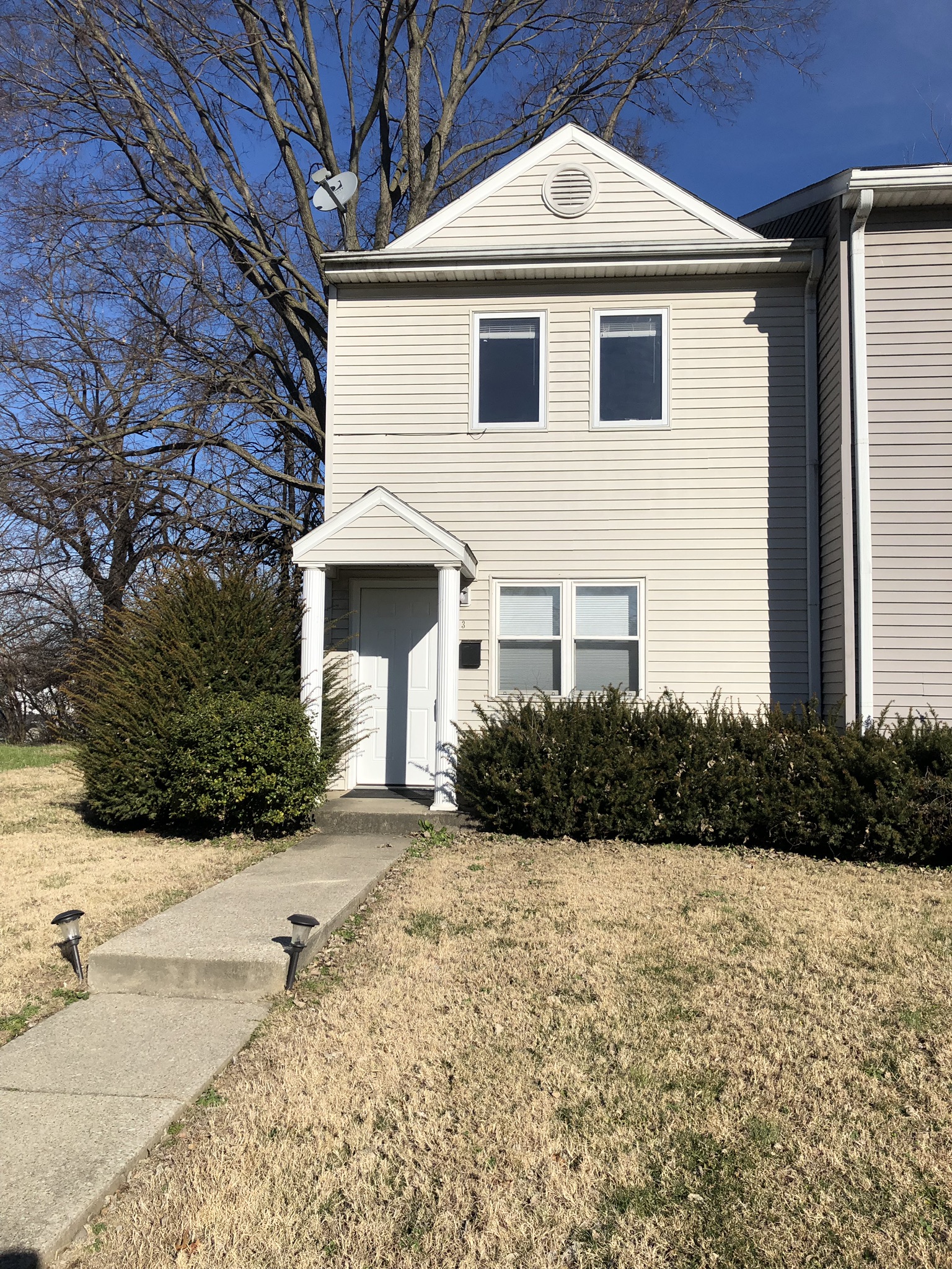 Entire Townhouse , two bedroom. Townhouses for Rent in Louisville