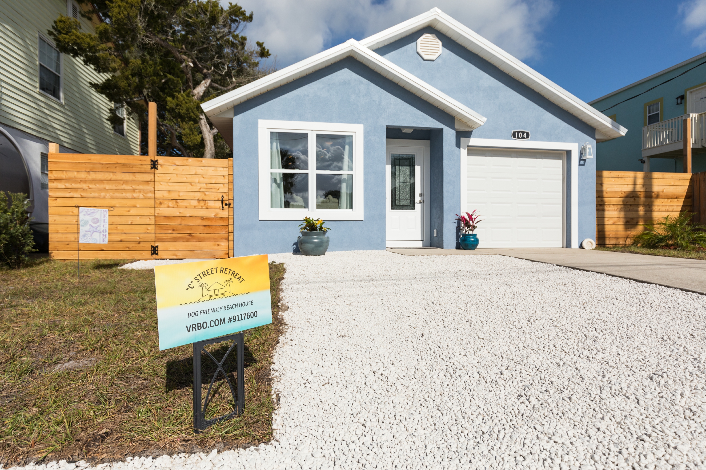 beach house dog friendly