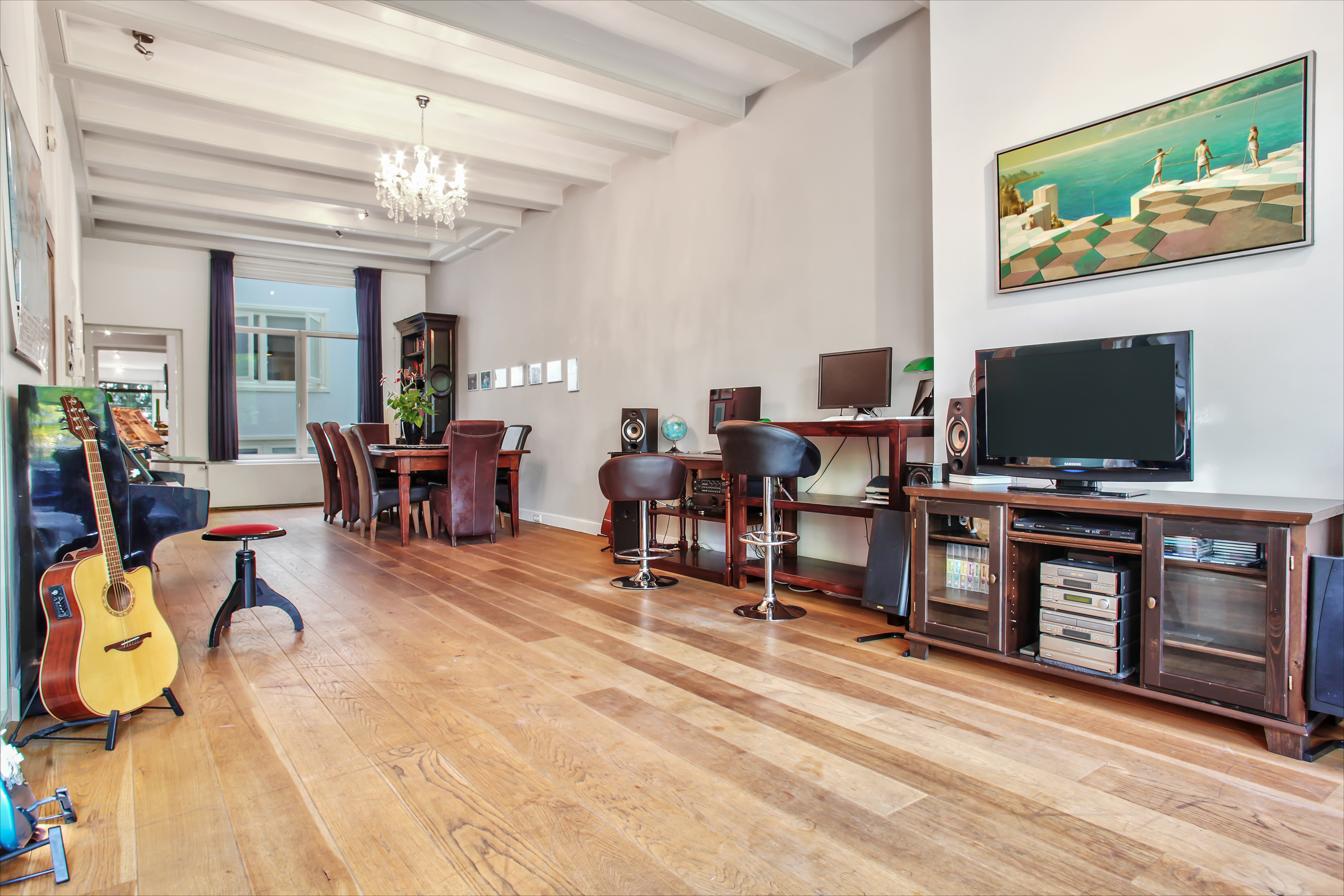Unique Jordaan canal apartment with view & terrace in Centrum-West, Amsterdam