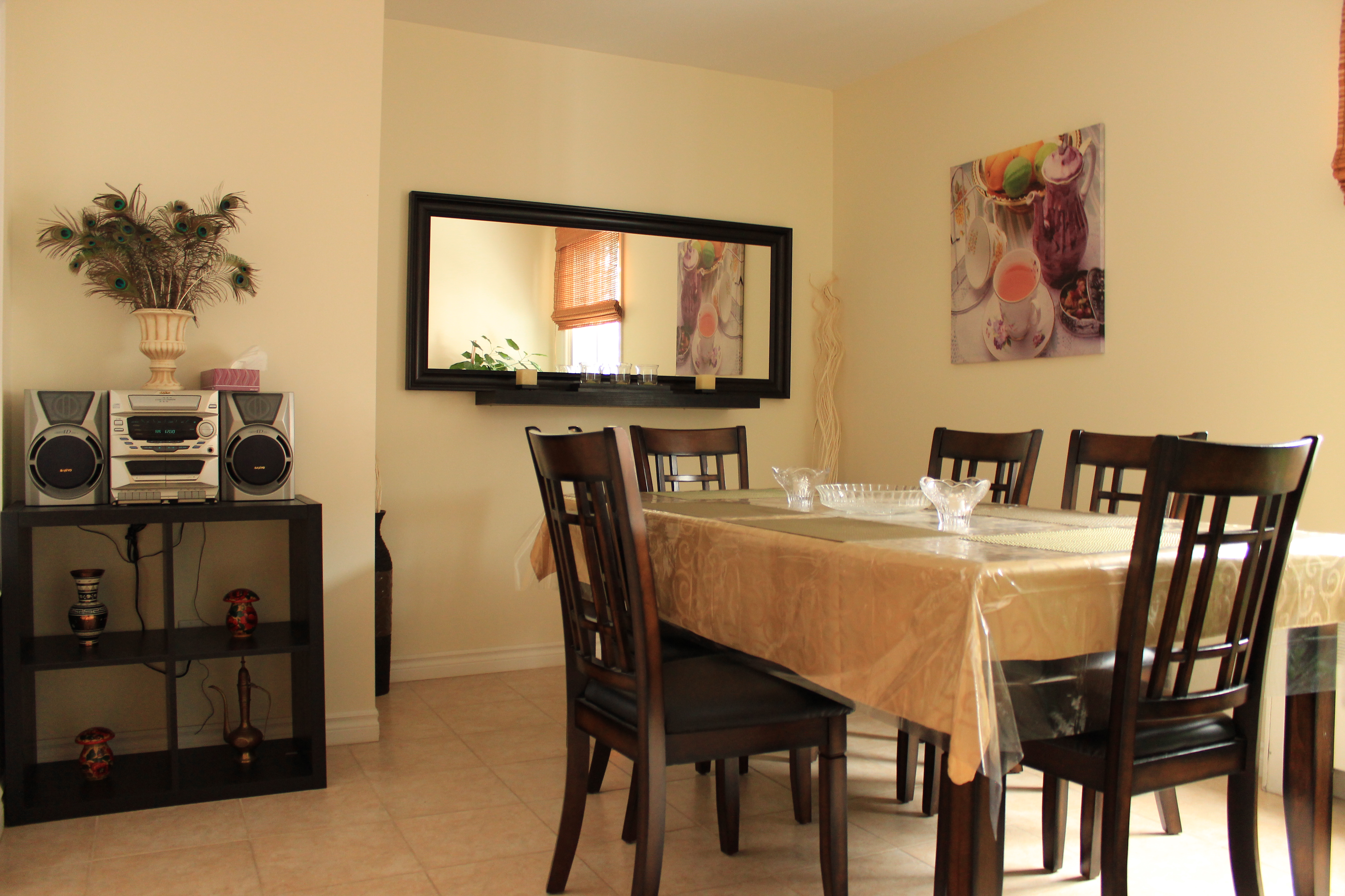 Beautiful & Bright, Fully Furnished Apartment in Côte-des-Neiges-Notre-Dame-de-Grâce, Montreal