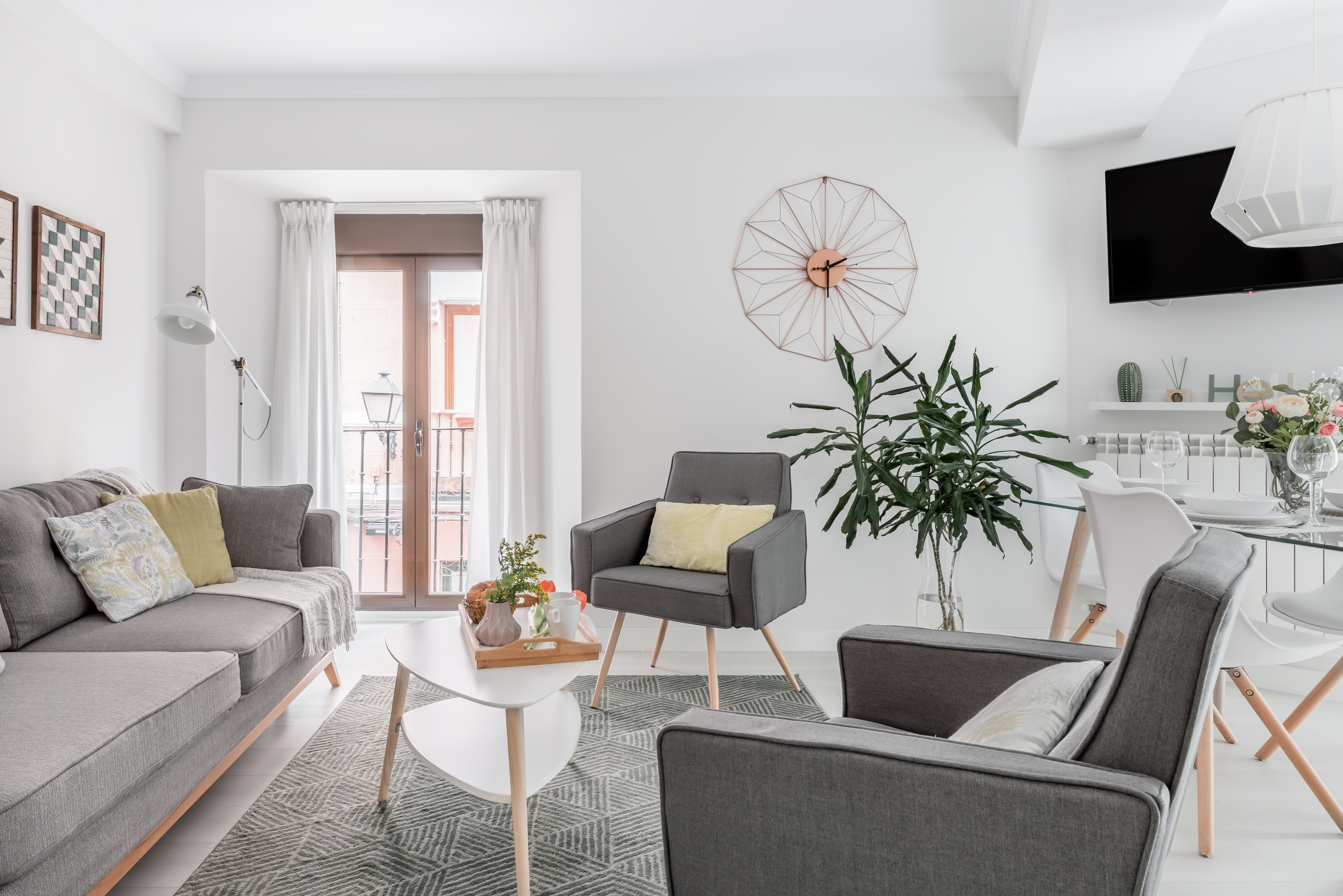 Modern PZA MAYOR/La Latina 2BD* 2BATH*, 6p max