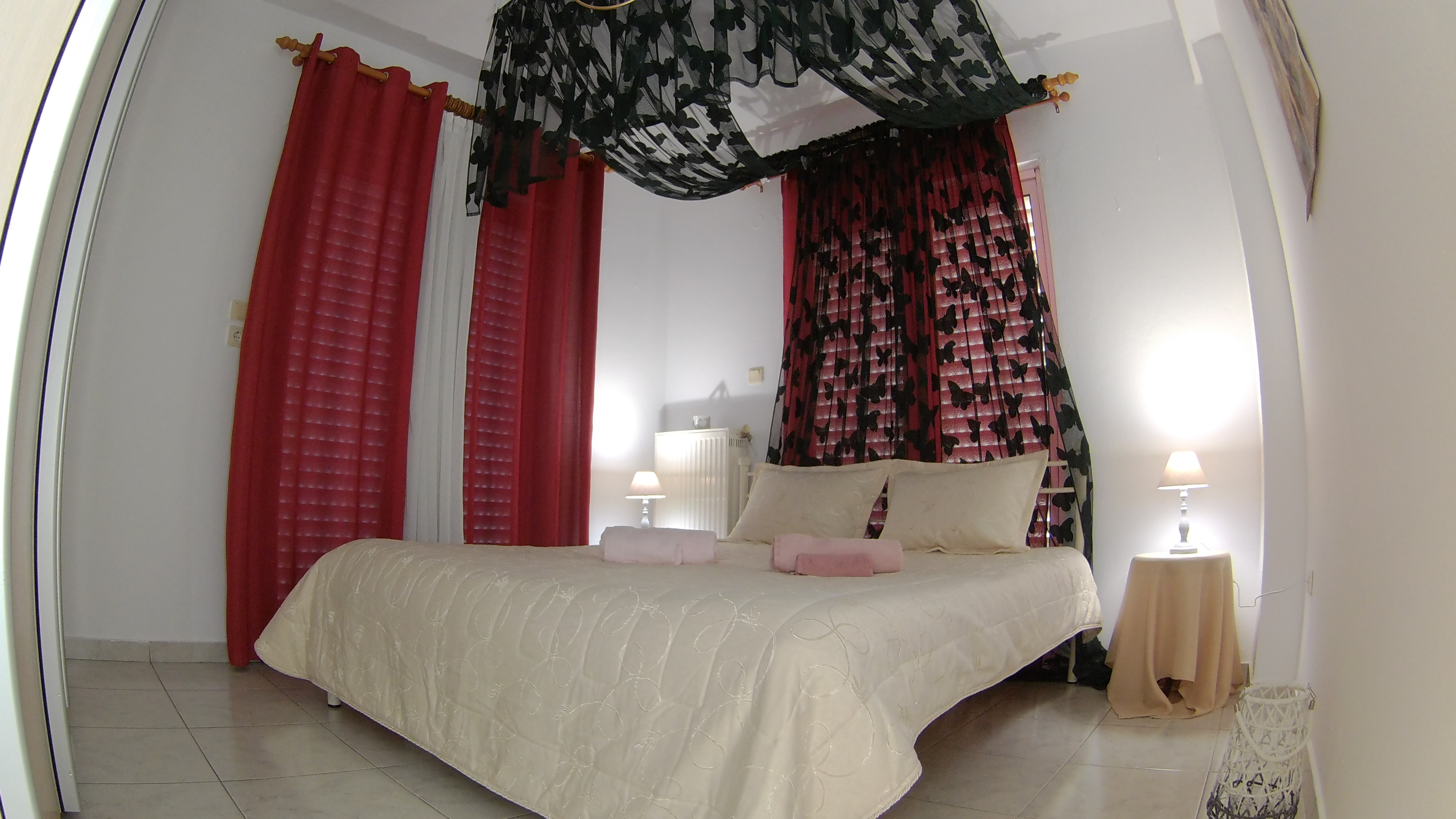 LA CASA DI NAFSIKA