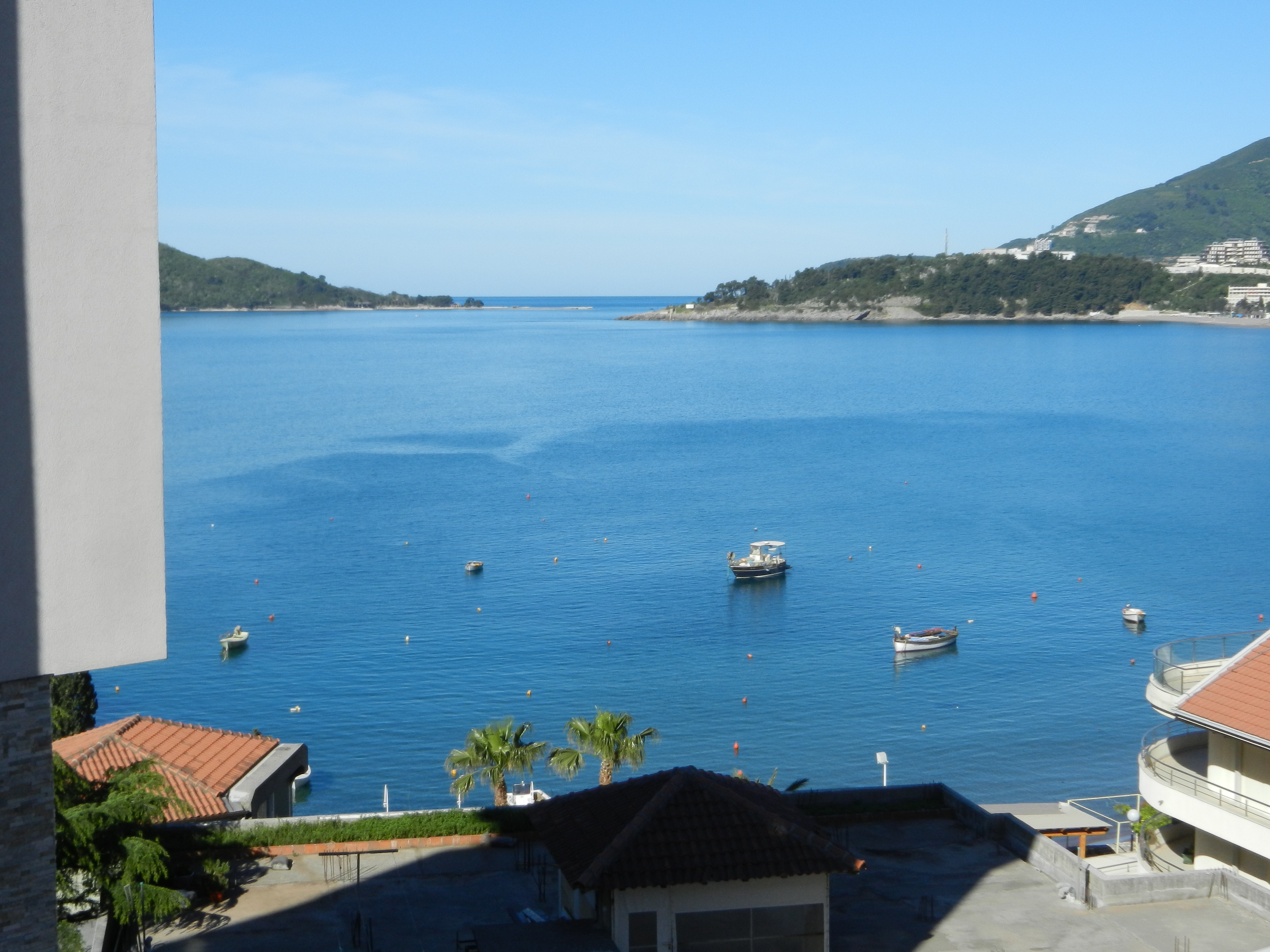 LUX Sea view flat 1 min walk to the beach