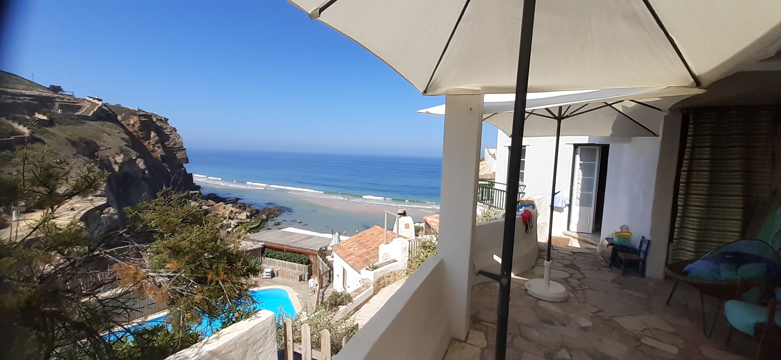 FAMILY HOUSE - DREAM SPOT - 2207/AL in Colares, Lisbon