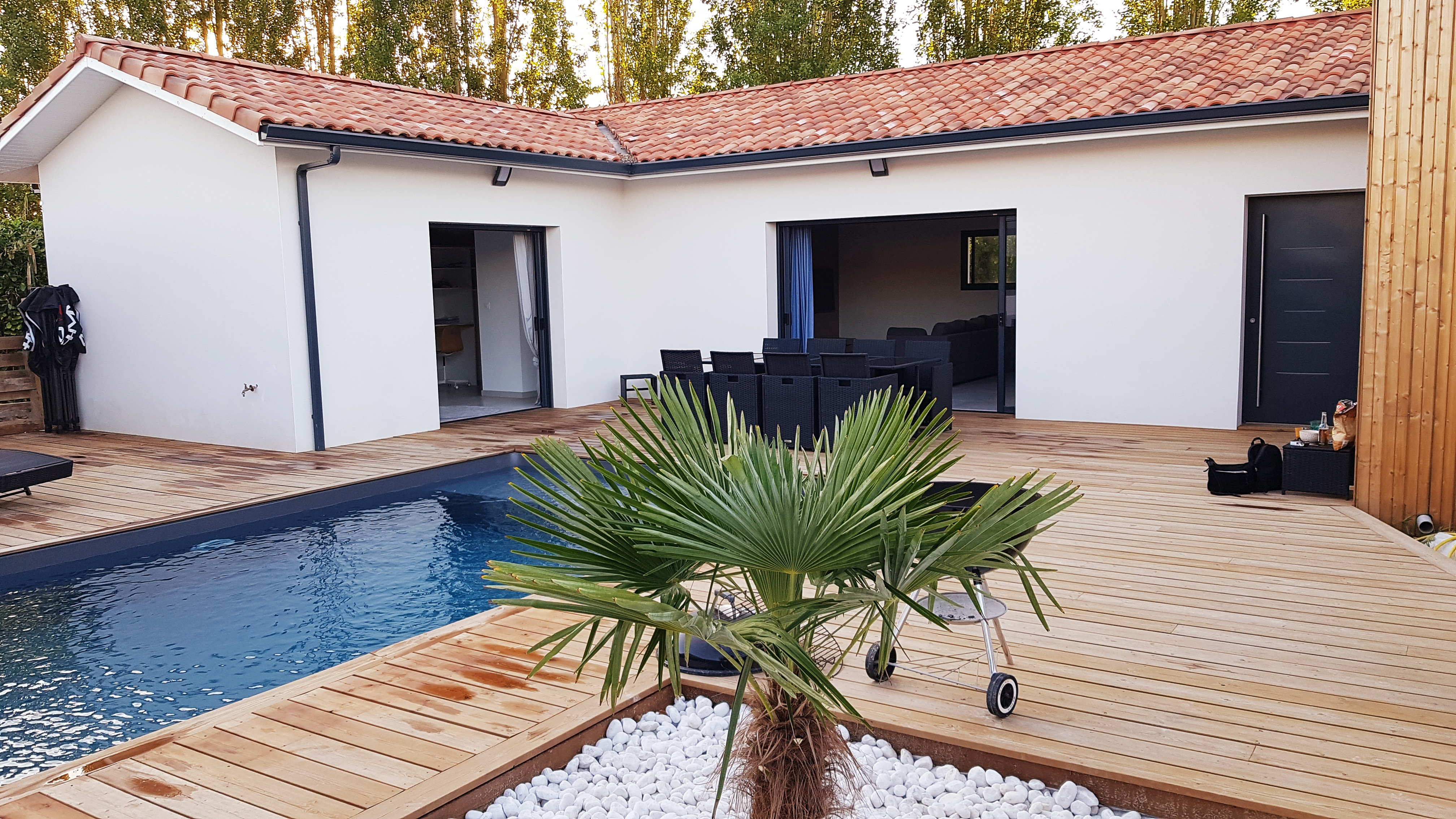 Villa with pool and spa, 10 minutes Ocean