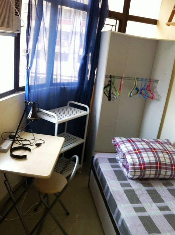 ROOFTOP room ( SUPER close to MTR) in Yau Tsim Mong, Hong Kong