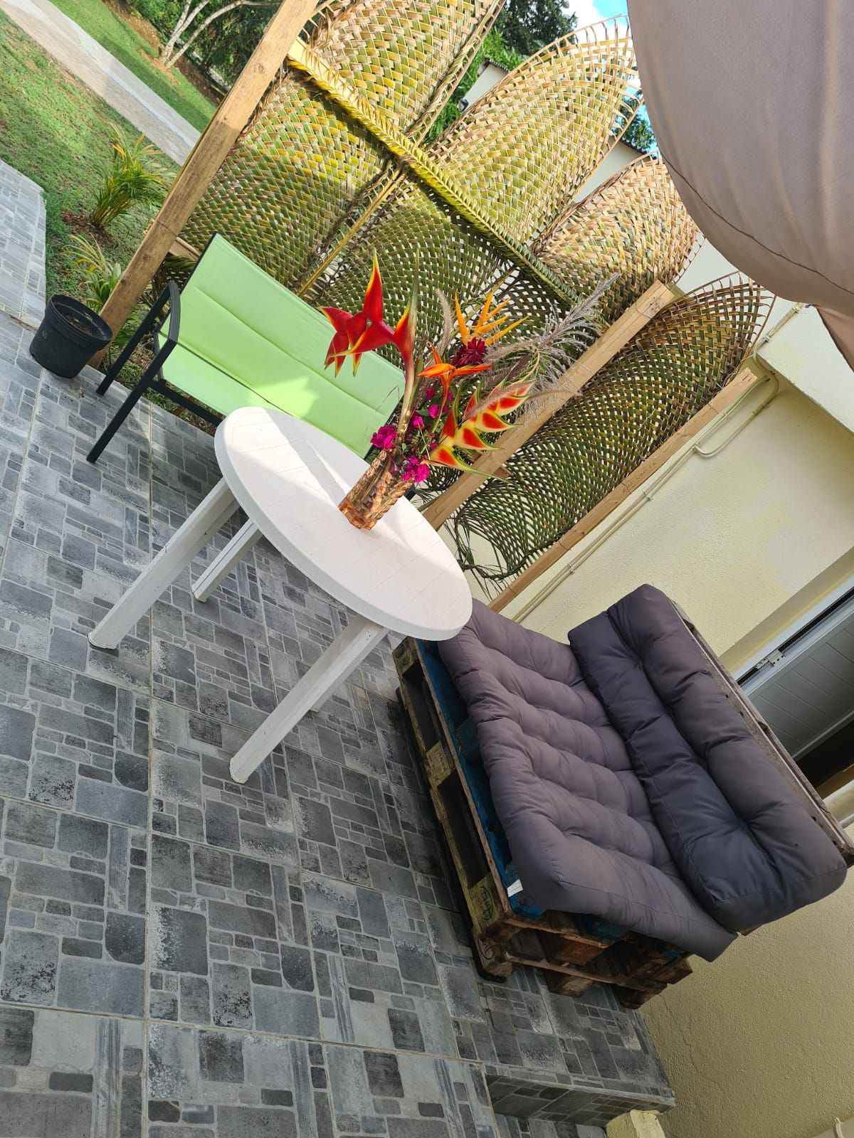 Charming studio with terrace.