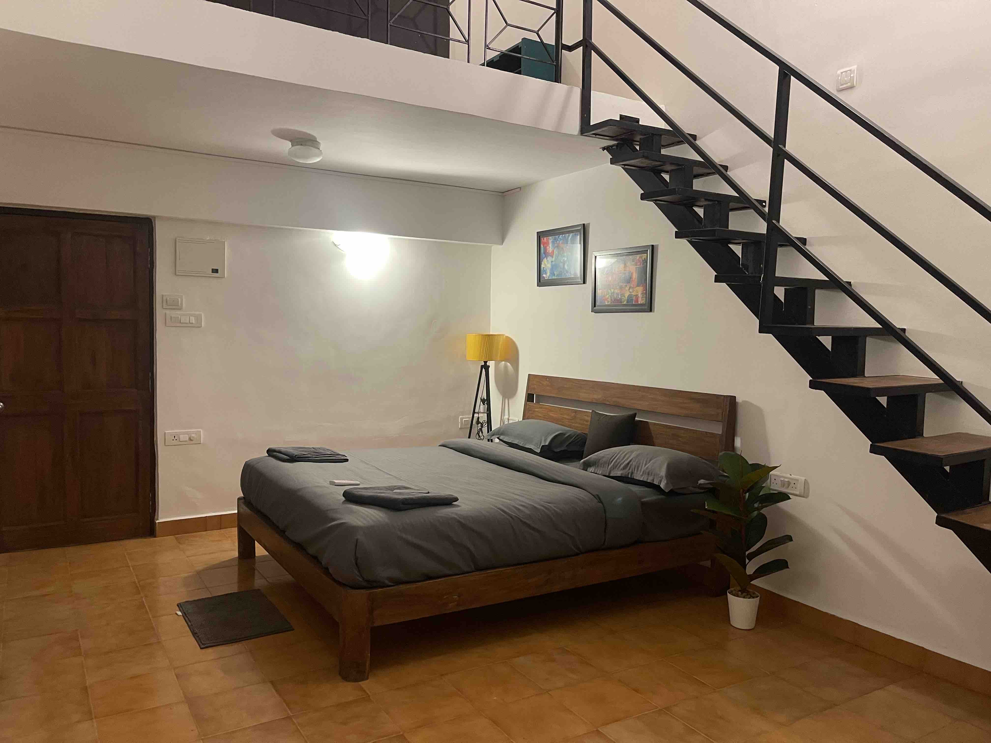 Penthouse Studio B1-11 Beiramar nr Titos lane,Baga