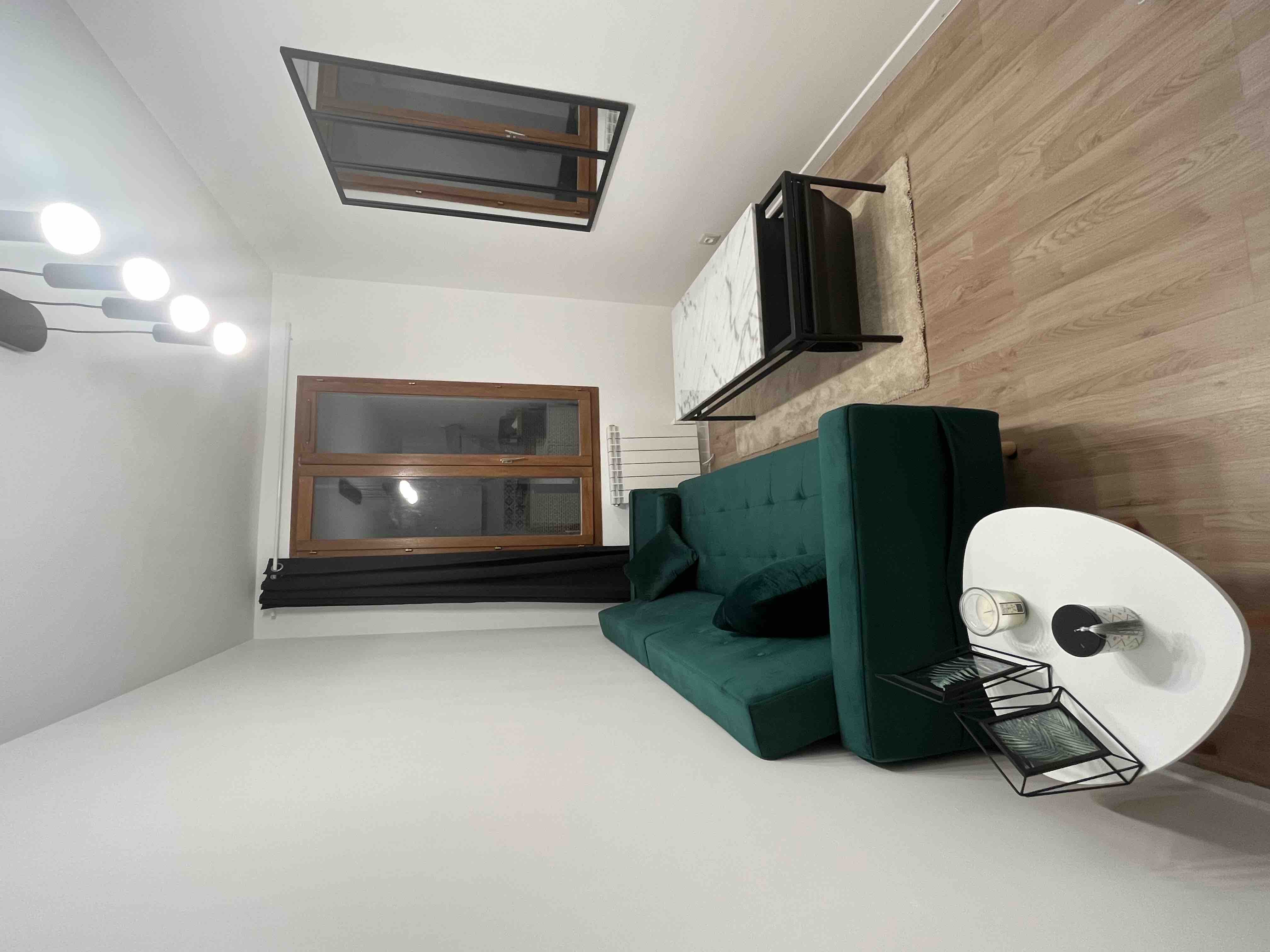 Cozy accommodation - 5 min. airport/train station