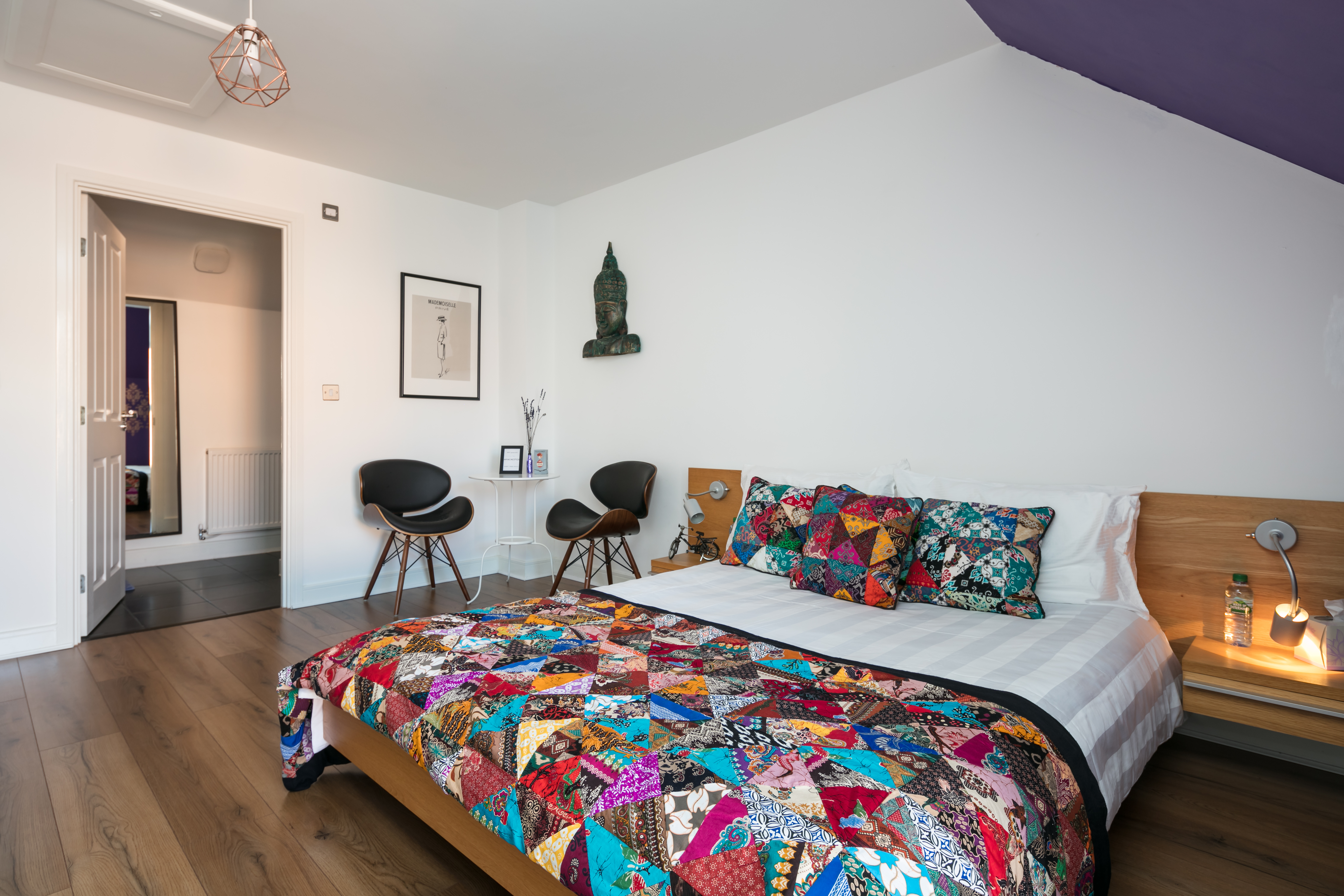 En-Suite large luxury bedroom in the city centre in Miles Platting and Newton Heath, Greater Manchester