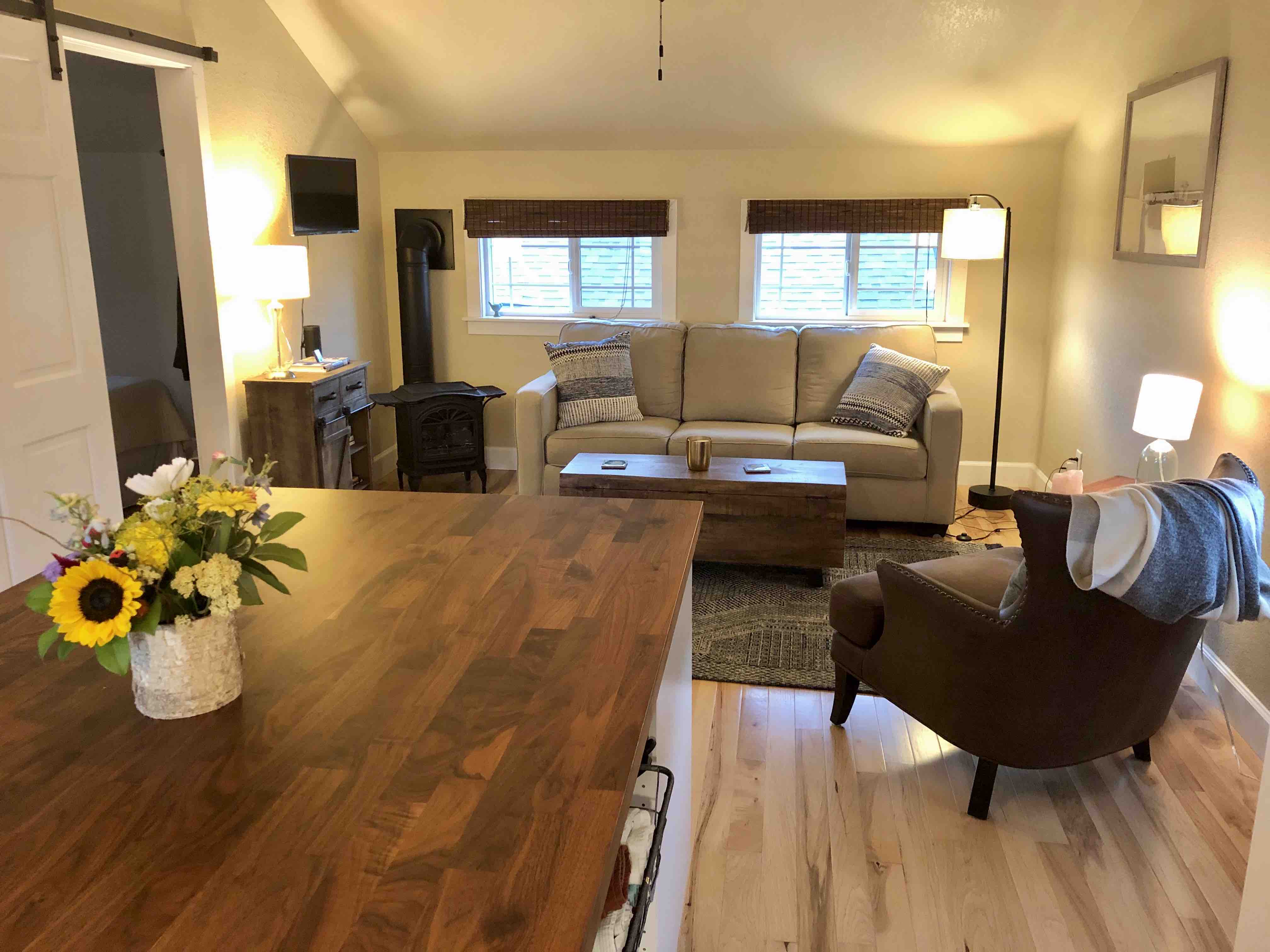 Rigden Farms Carriage House Retreat Apartments for Rent in Fort