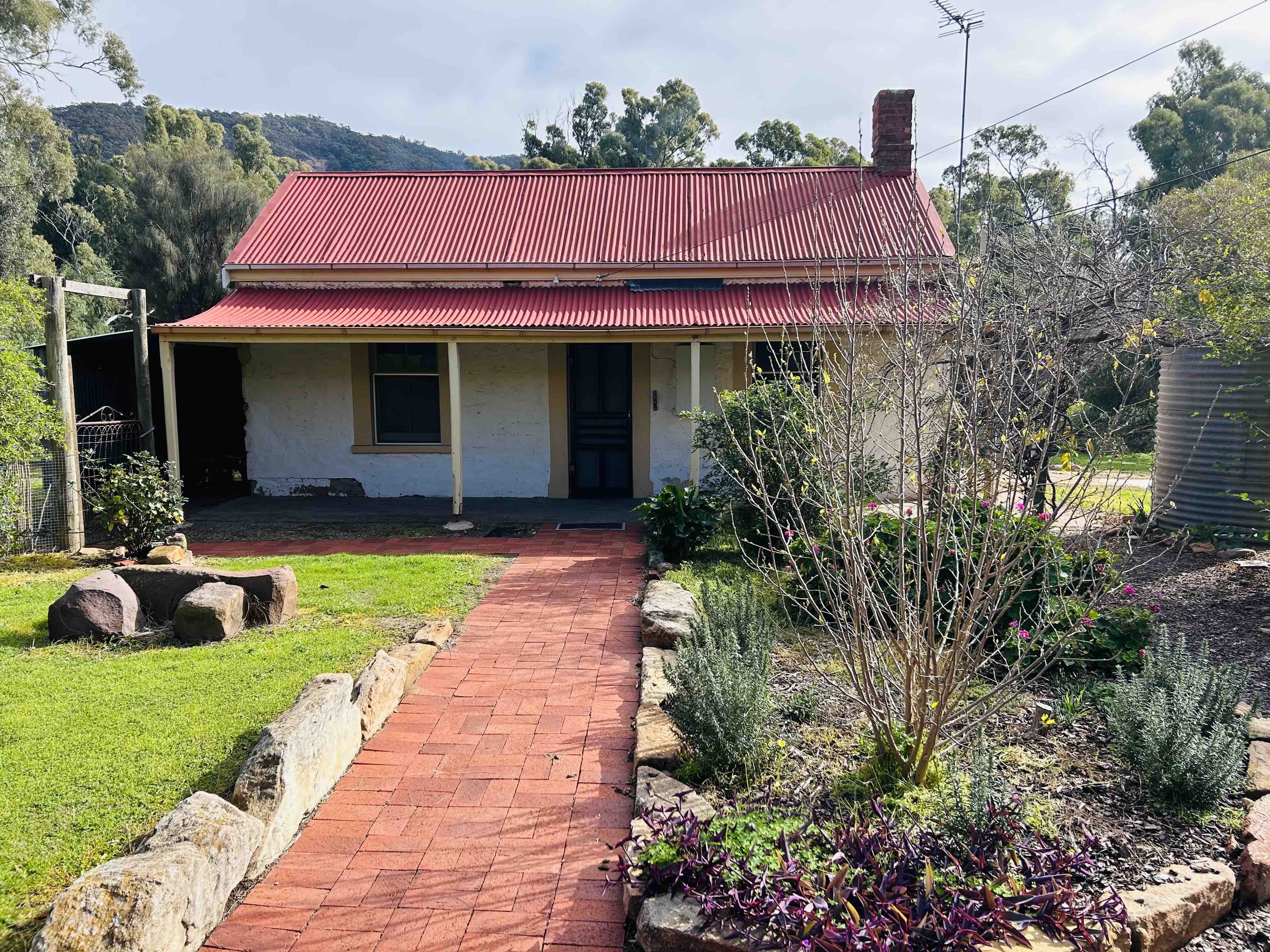 Base Camp Cottage - Melrose