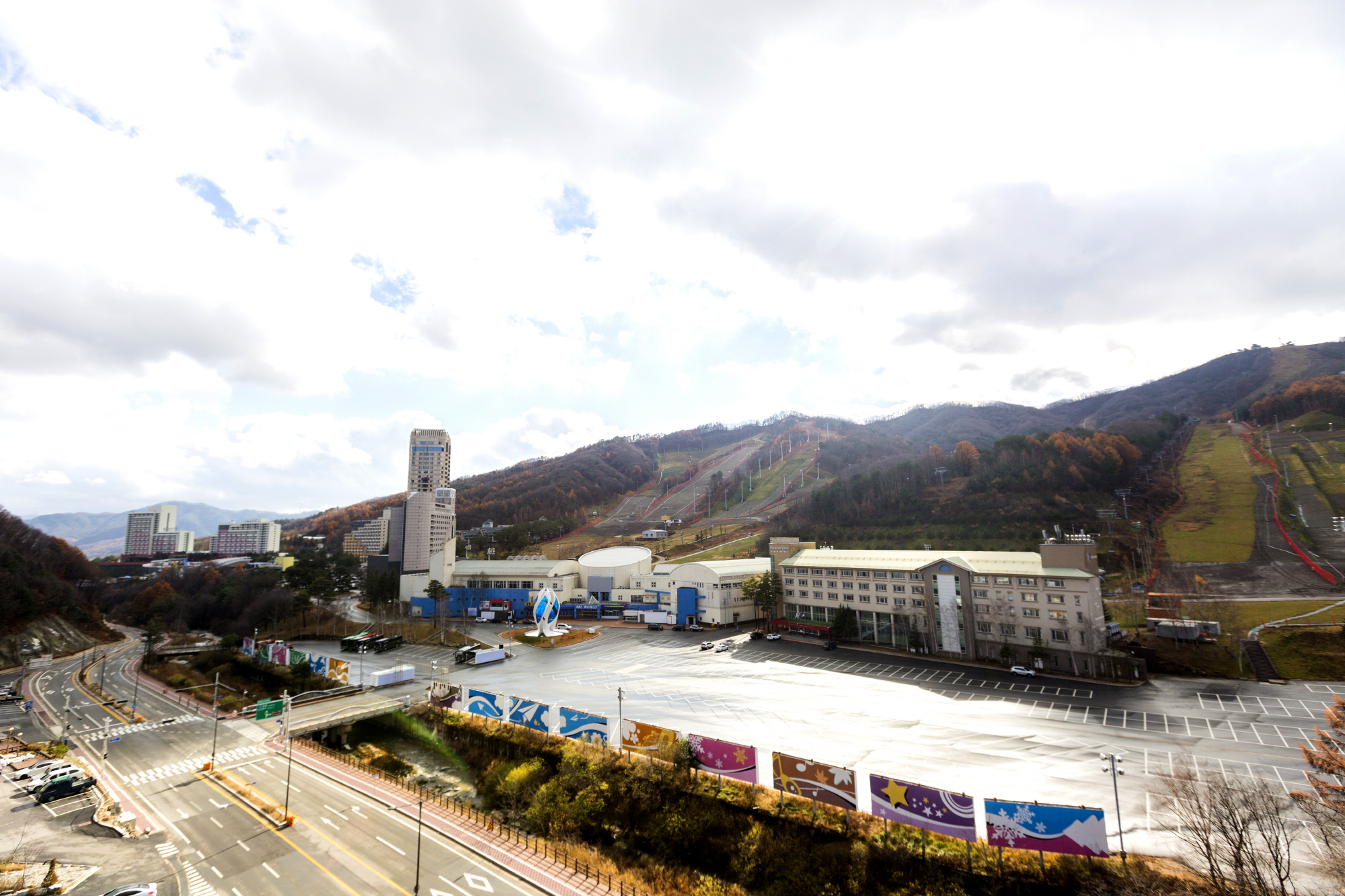 The White View - Pyeongchang_8pyeong Superior Ondol, Pyeongchang Hwynix Park (ski field) right in front, nearby tourist attractions & amenities