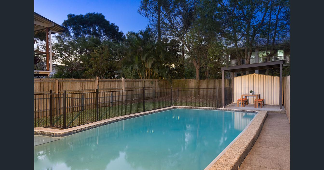 Lovely room for rent in a shared house in Enoggera, Brisbane