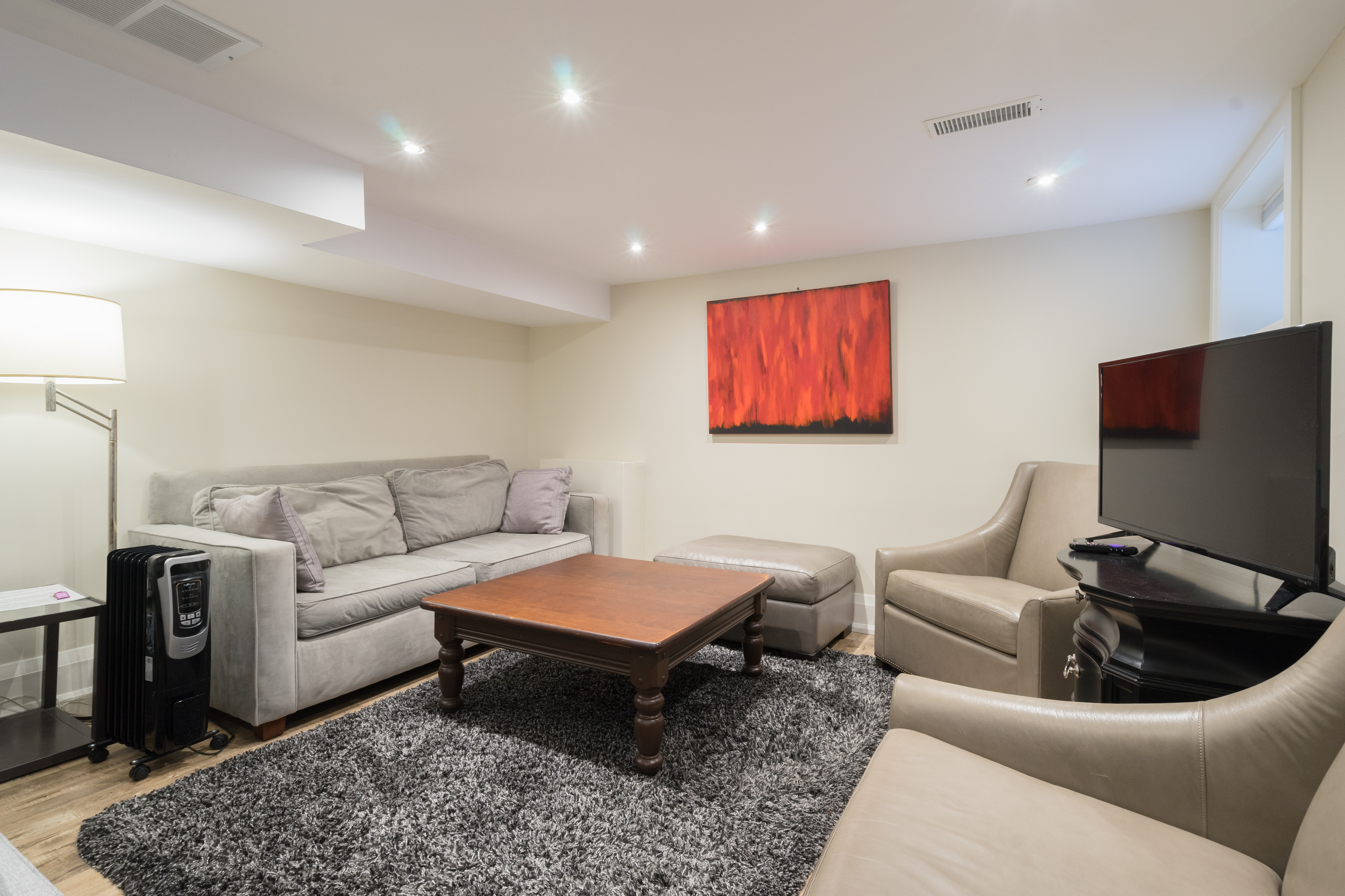 Private suite all to yourself. Separate entrance.