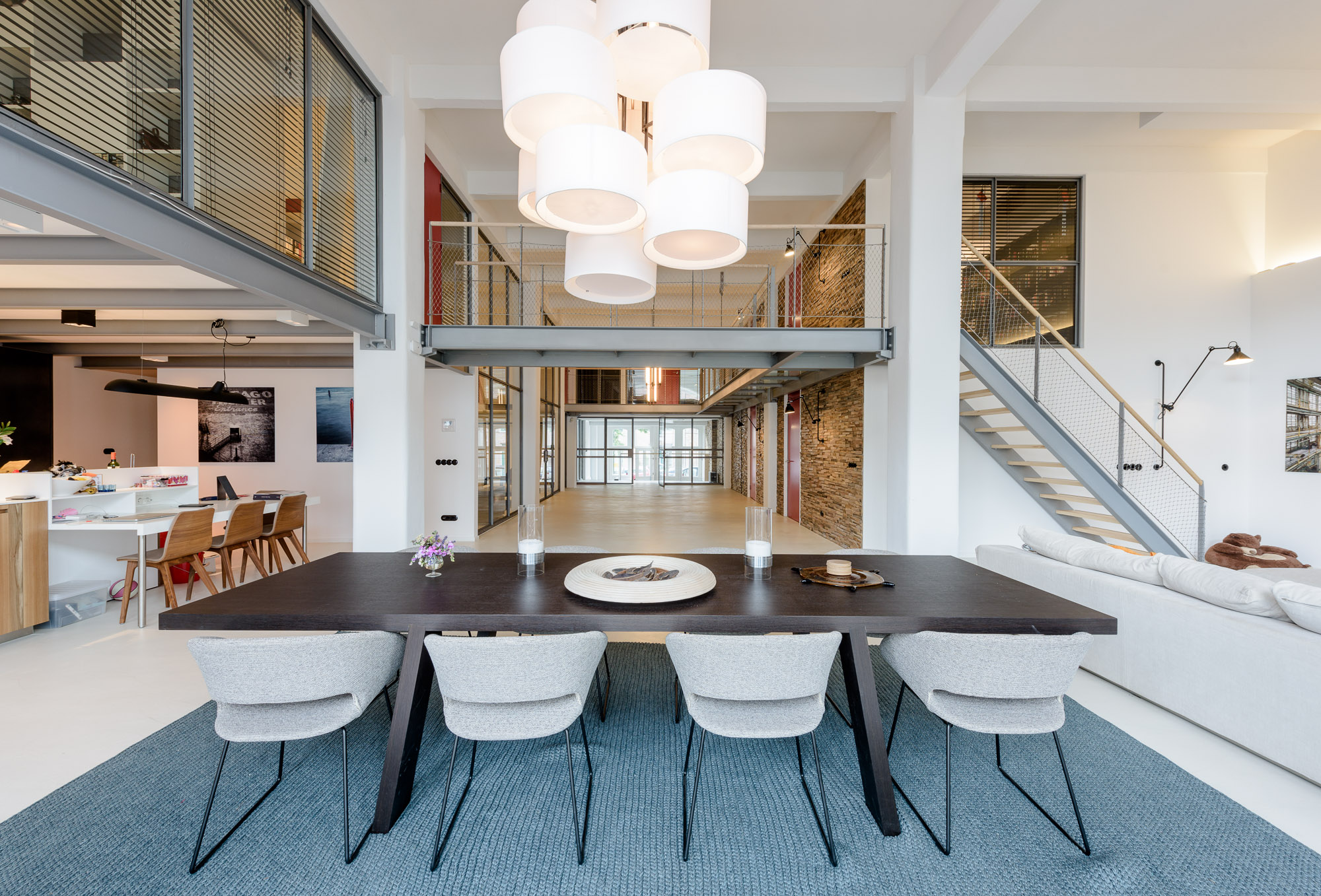 Industrial loft on edge Jordaan/Prinseneiland Lofts for Rent in