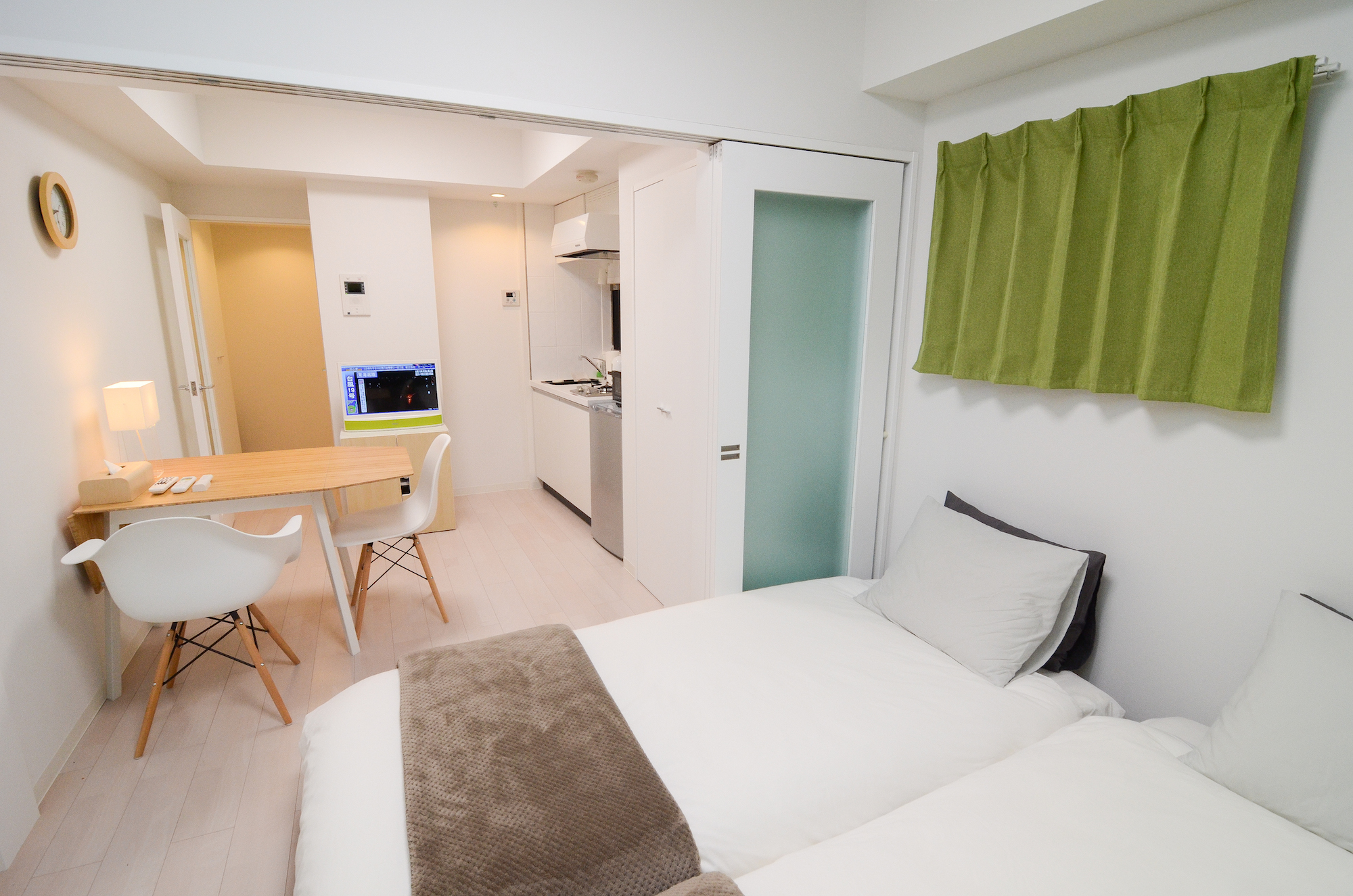 Nishi Shinjuku/walk 4 mins_DoMo AA03 Apartments for Rent in Shinjuku