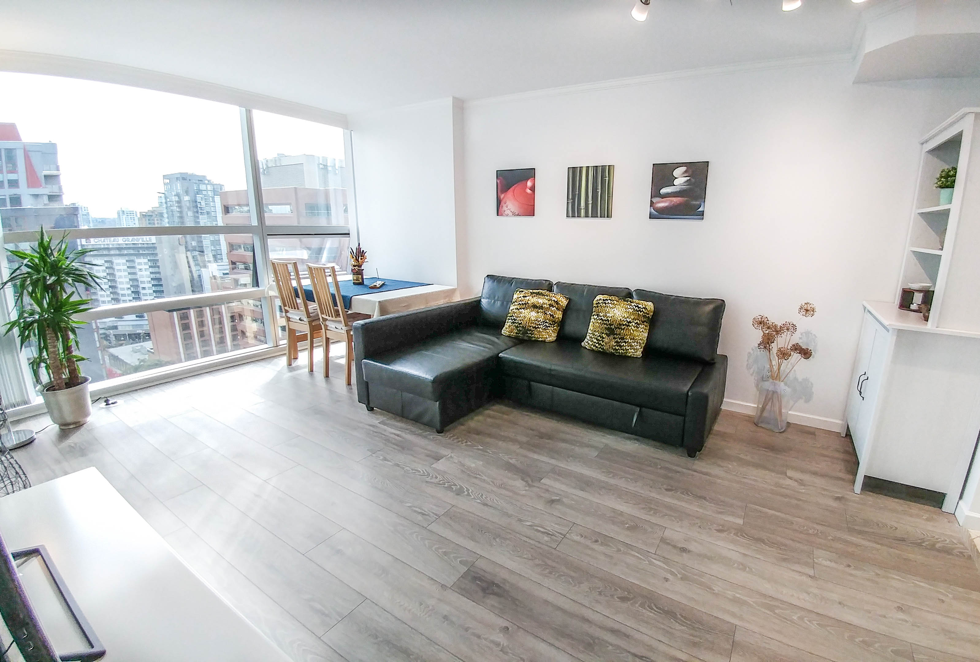 Downtown Gem: Best Location | Stunning City Views