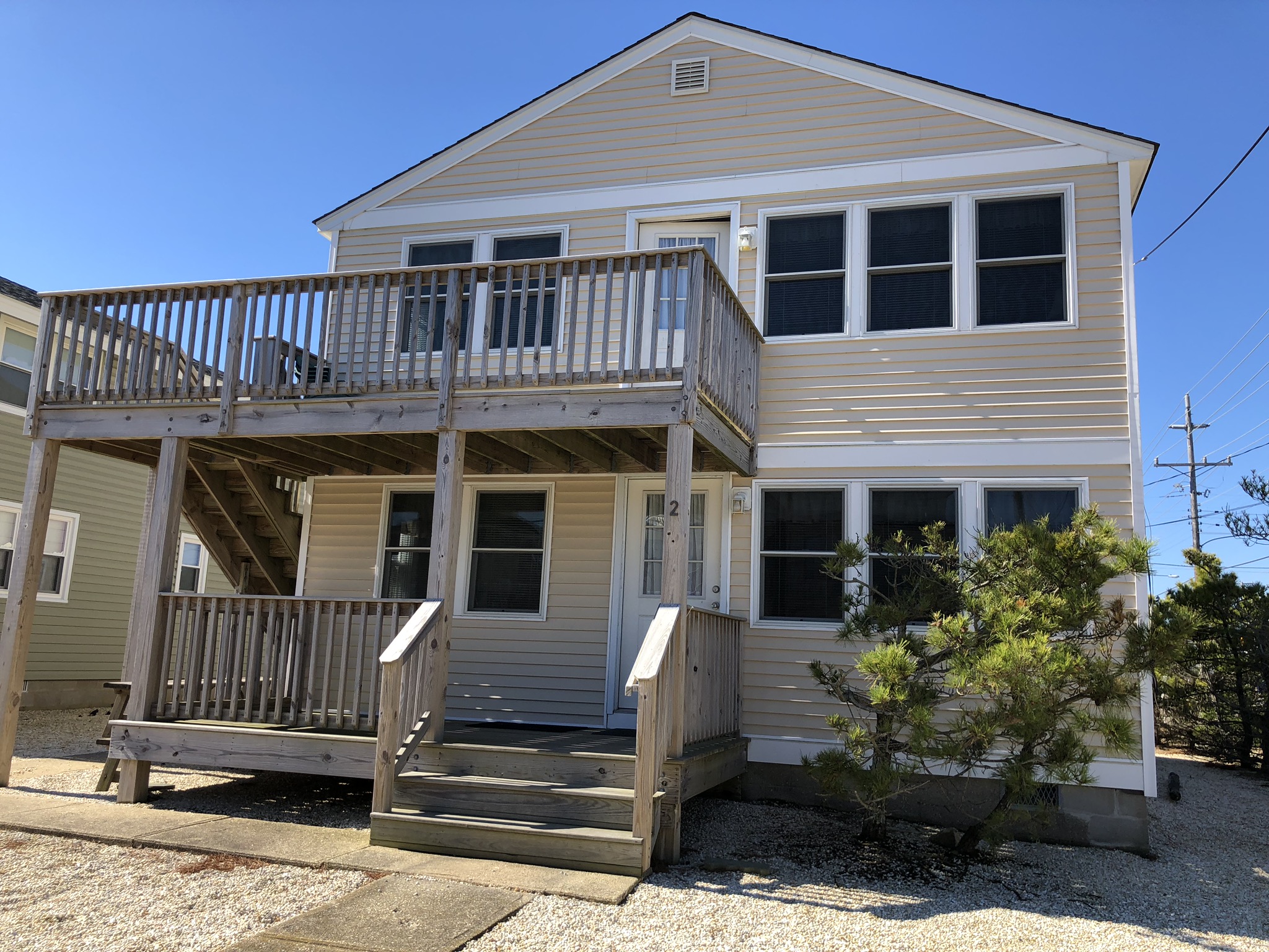 Ocean Block. 2nd Floor Unit.