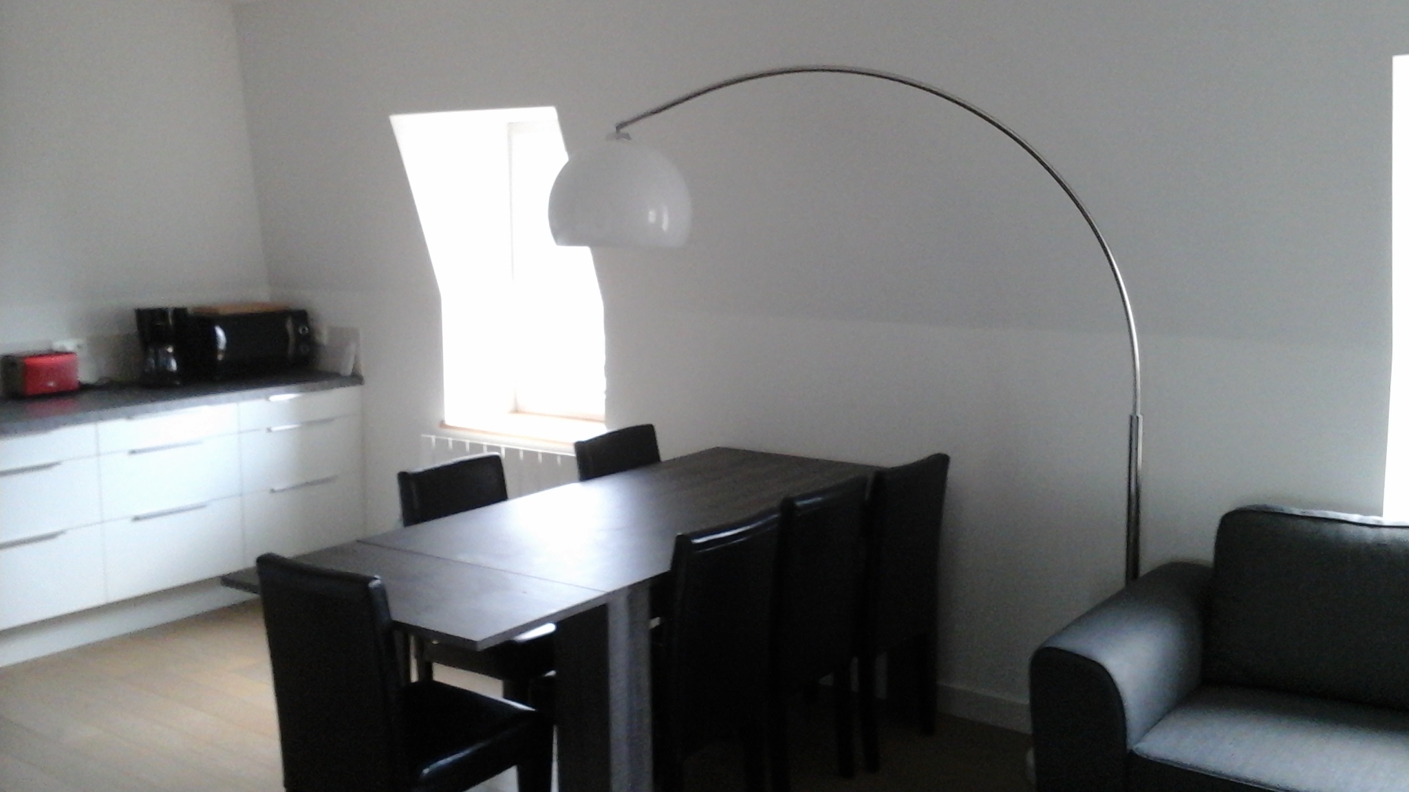Apartment with sea views