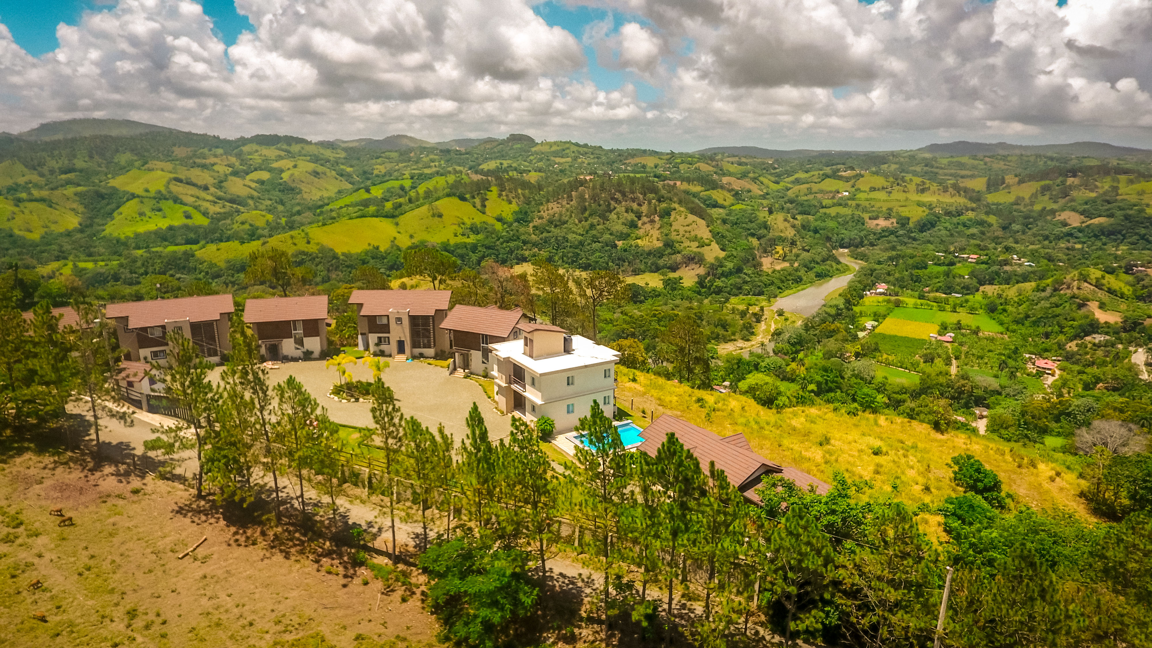 Vista del Balcón, Villa Color Mamey Villas for Rent in Jarabacoa, La