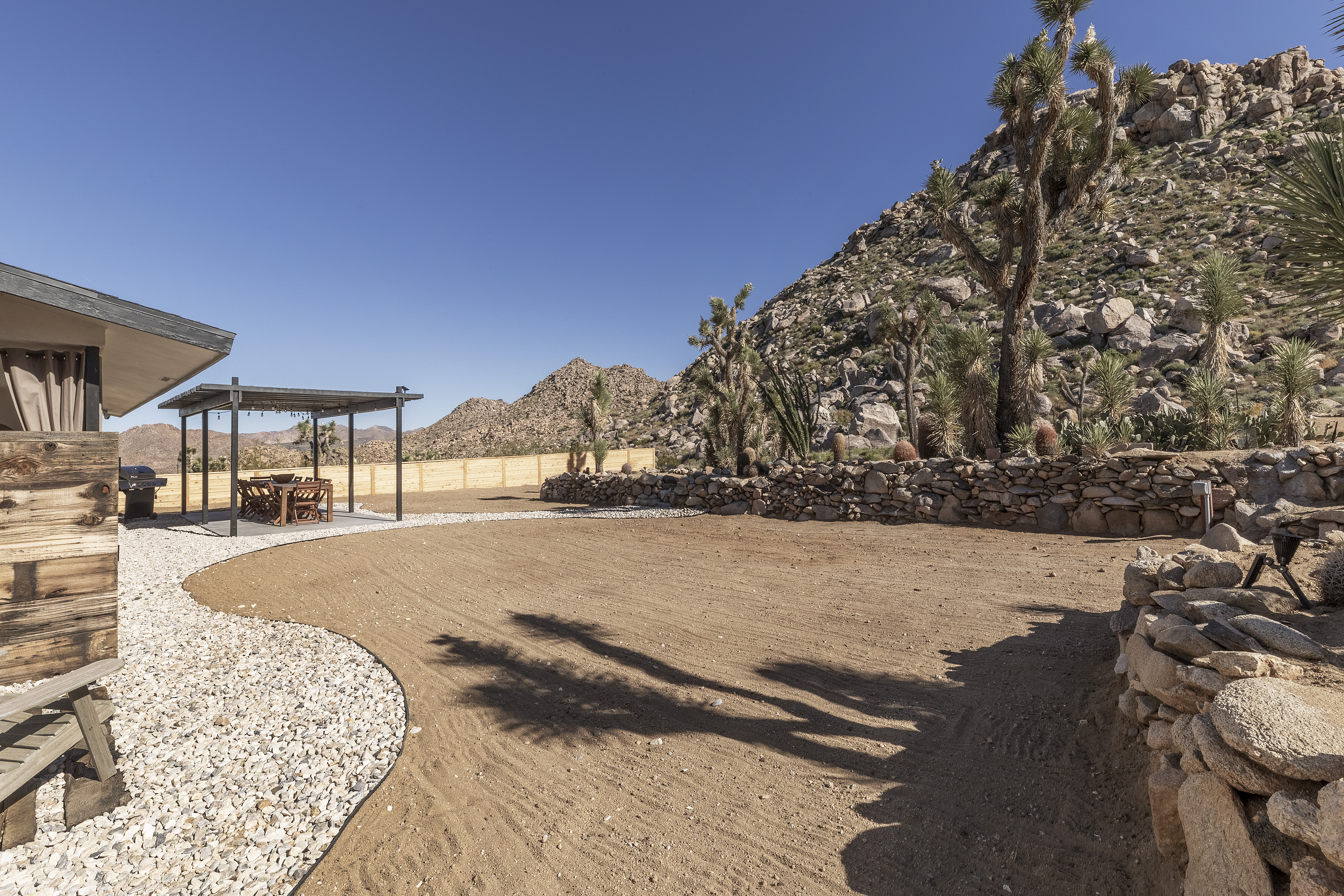 流木ハウス　RB-1 Ravenrock | Boulders and Hiking in Your Backyard - Airbnb