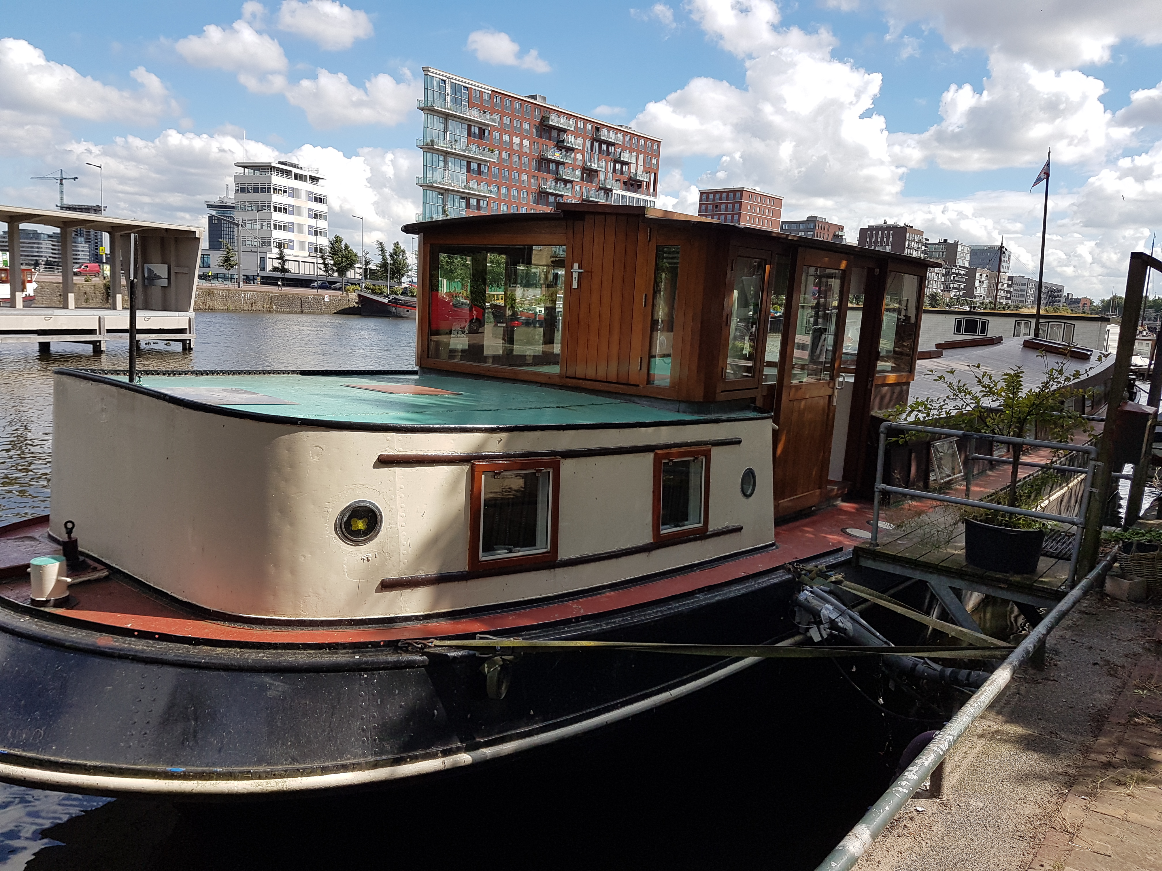 Houseboat Amsterdam City Centre — Amsterdam stay