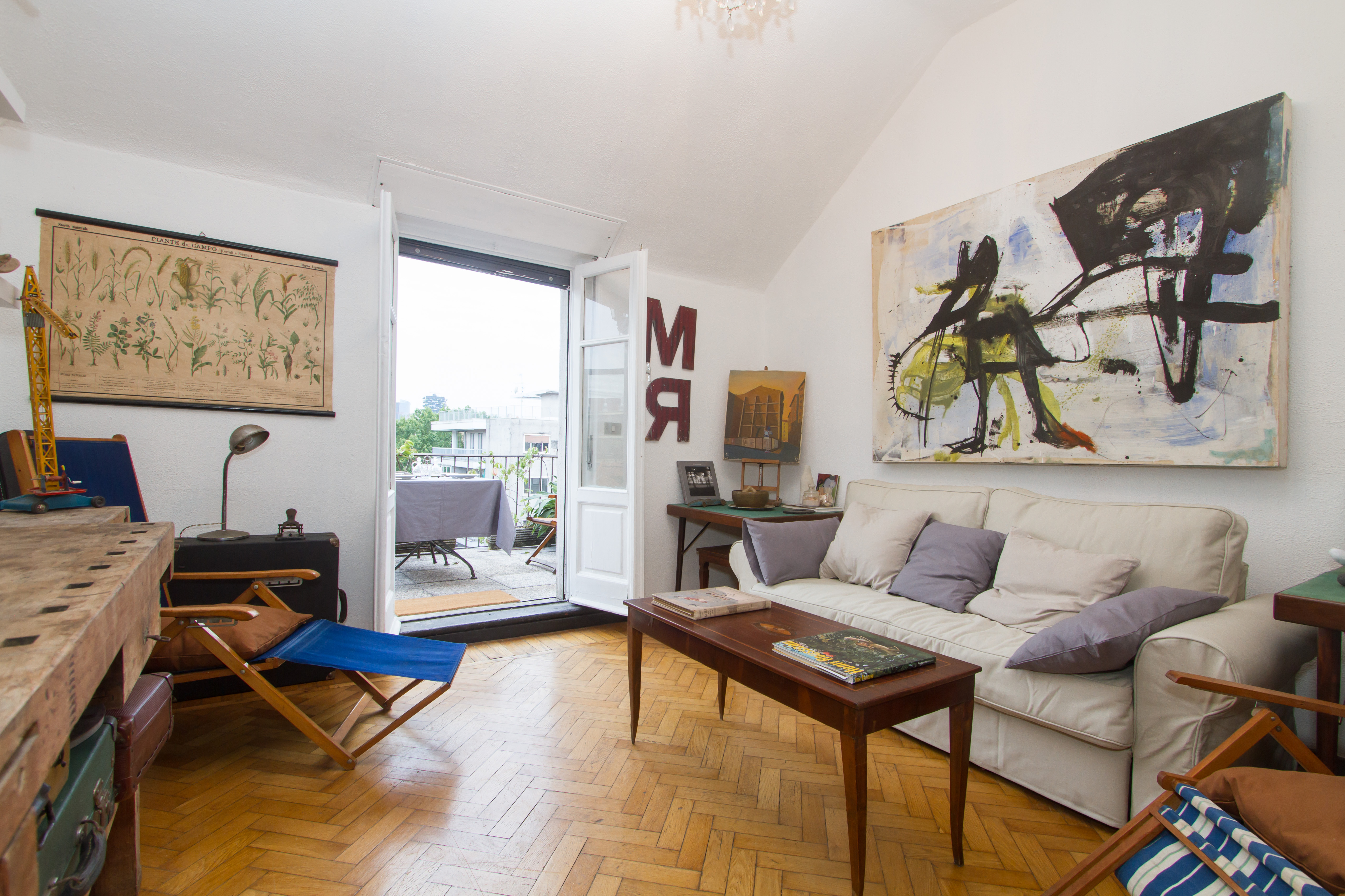 Charming Central Panoramic Penthouse